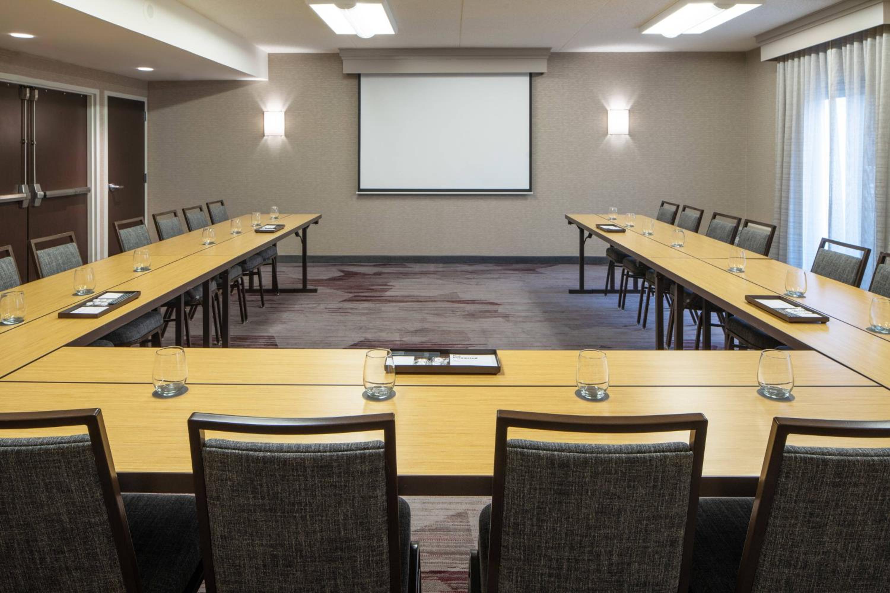 Courtyard by Marriott Dulles Airport Herndon/Reston - Property Image 26
