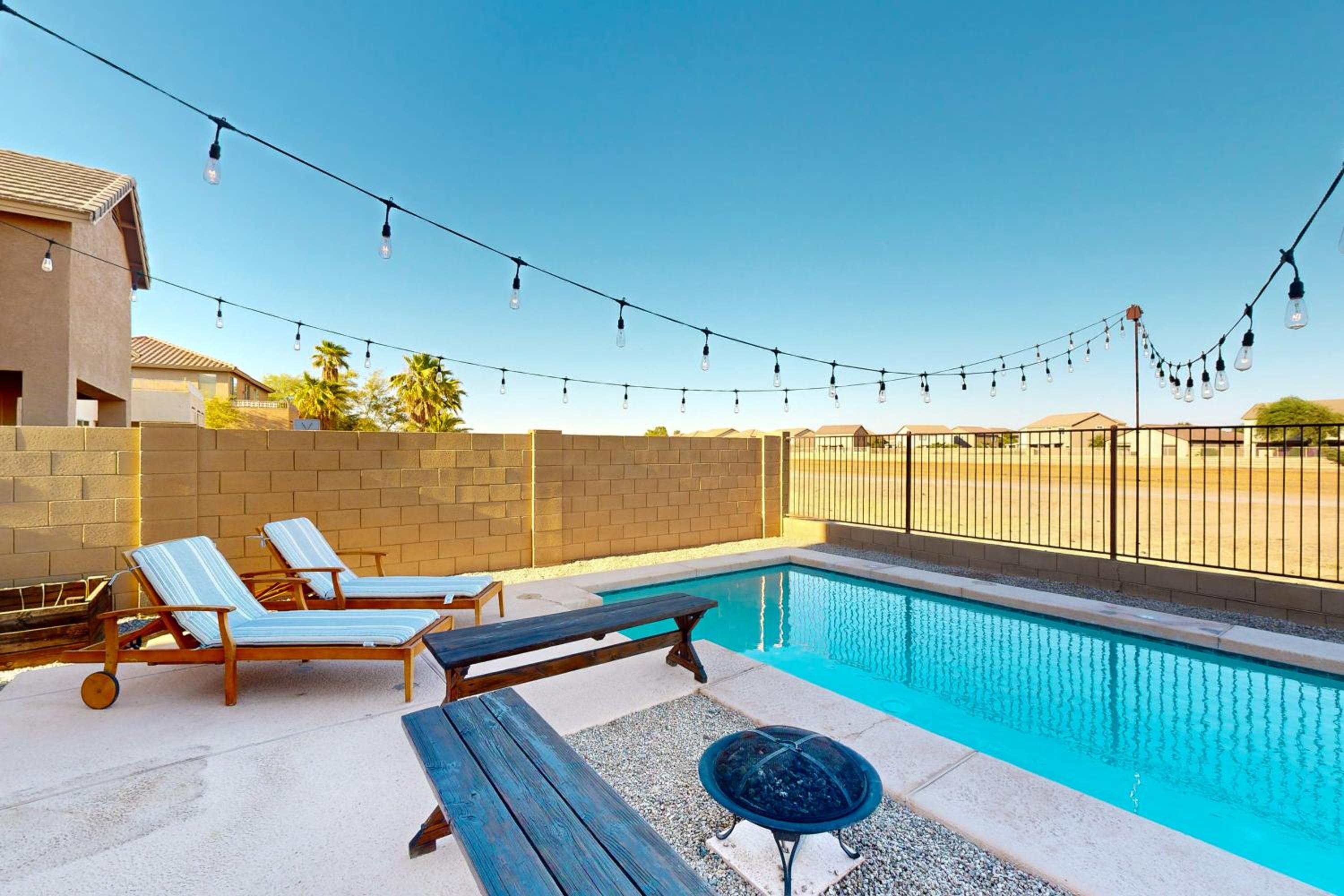 Hot Tub and Game Room Poolside Paradise in Phoenix!