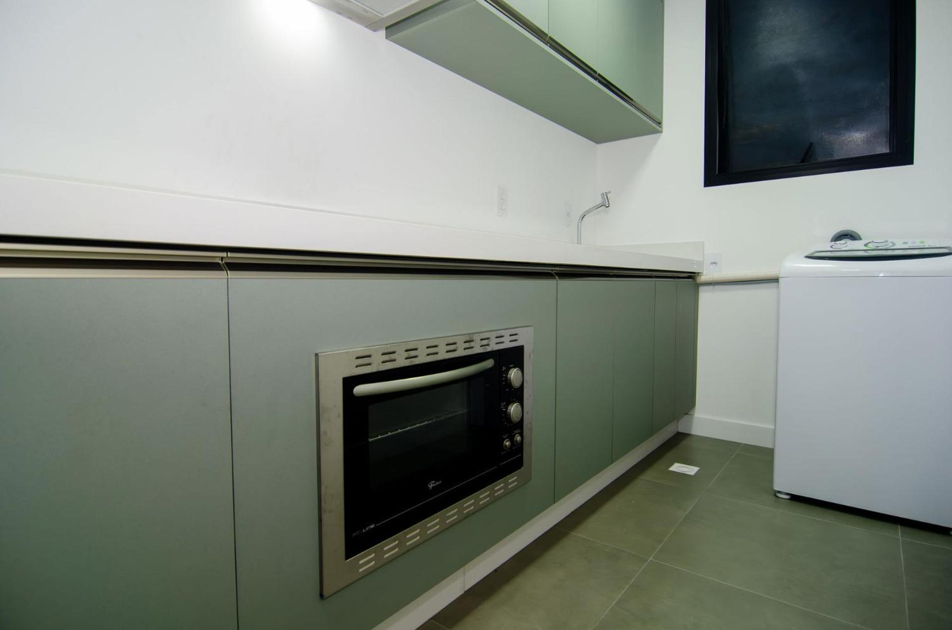Ótima localização, Apto NOVO no Bay Village KQ8551