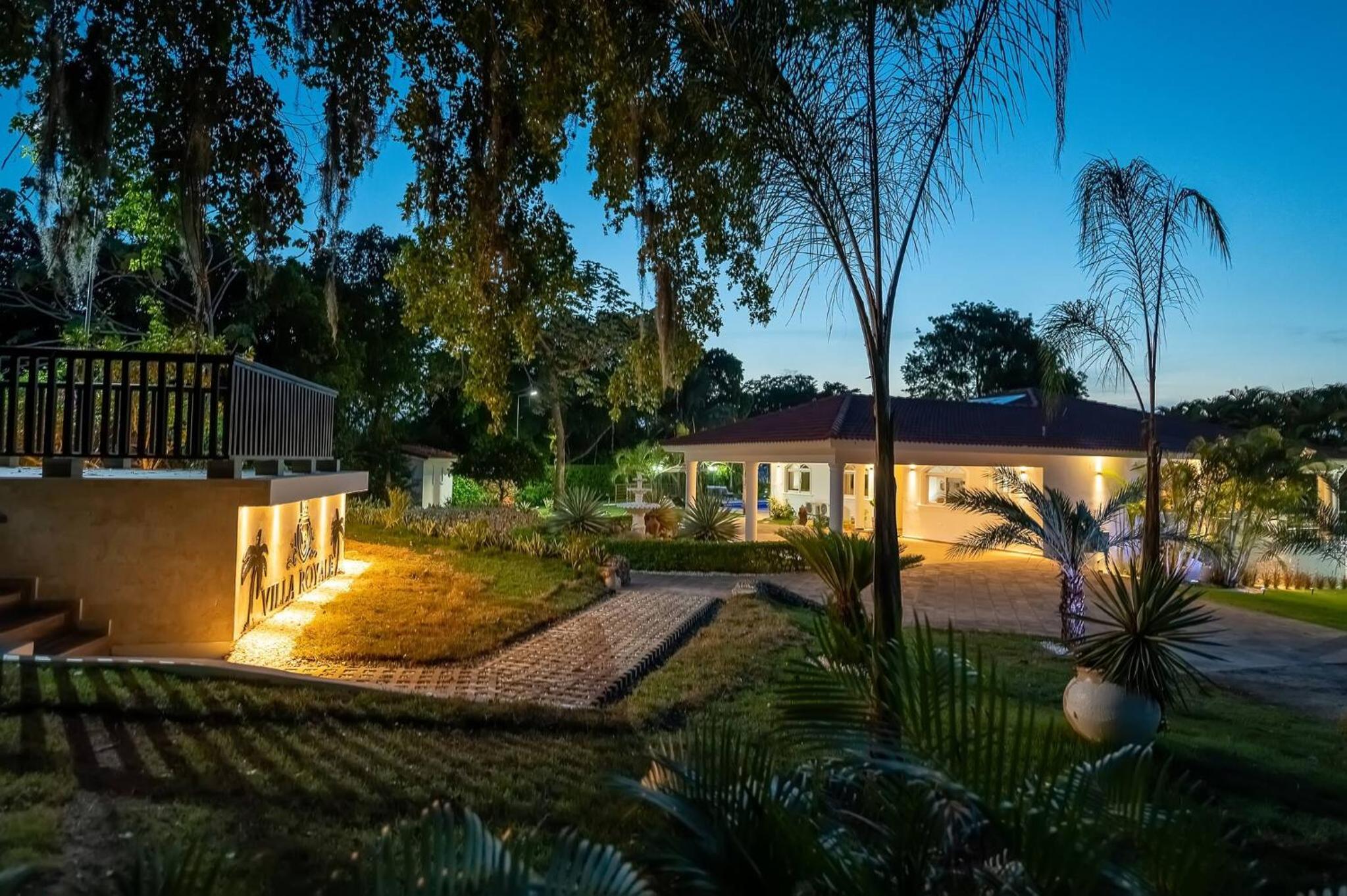 Villa Royale Regal Luxury Redefined