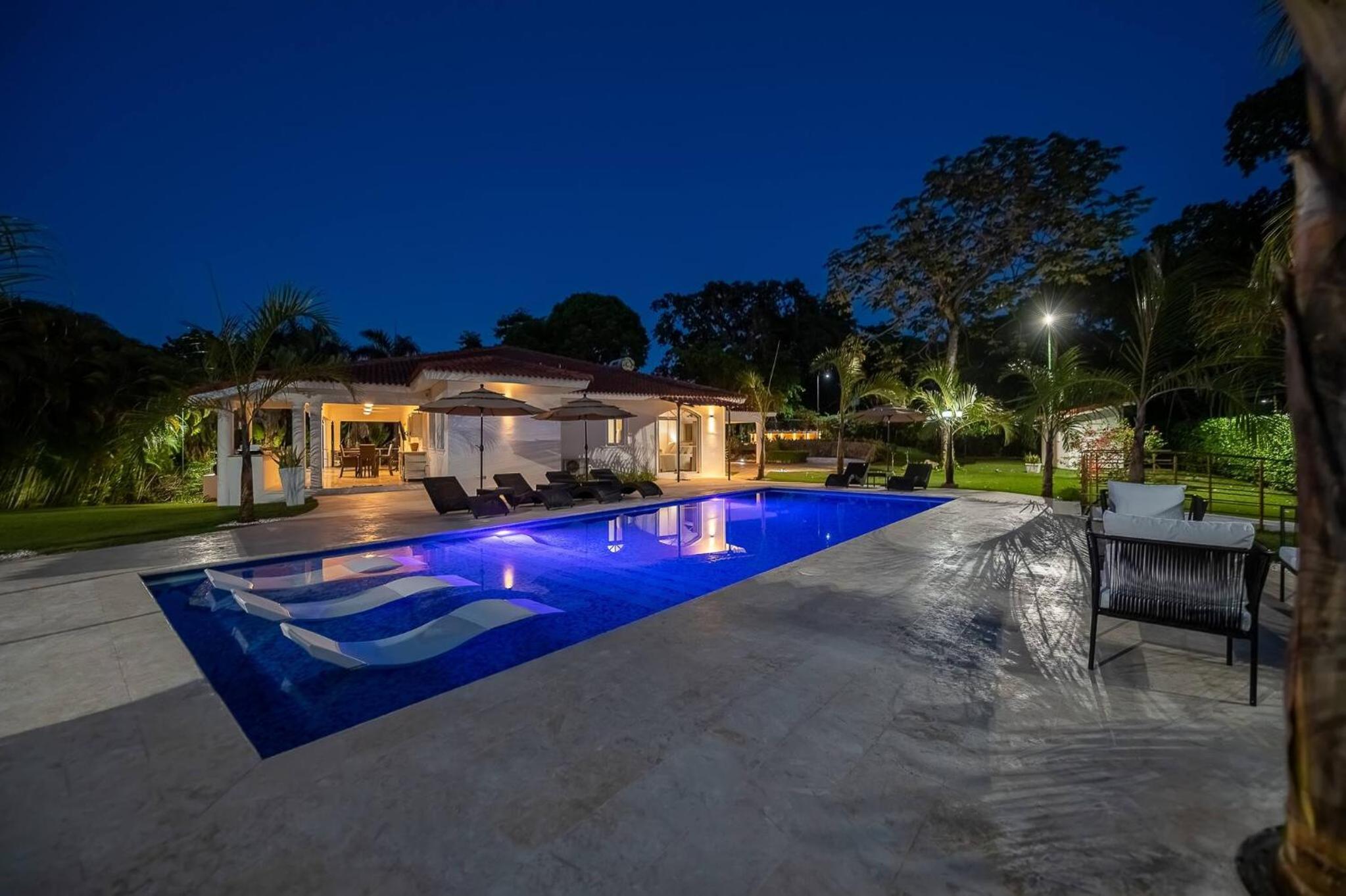 Villa Royale Regal Luxury Redefined