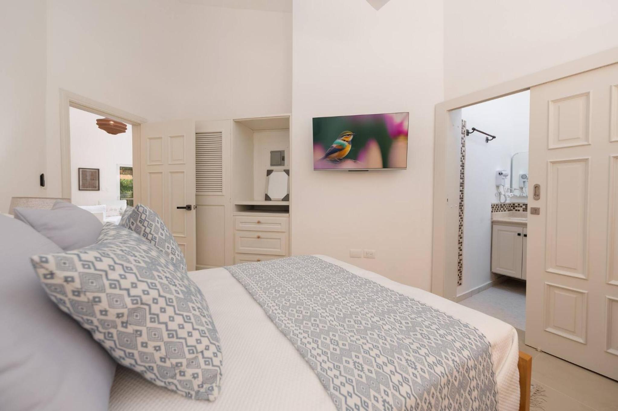 Villa Royale Regal Luxury Redefined