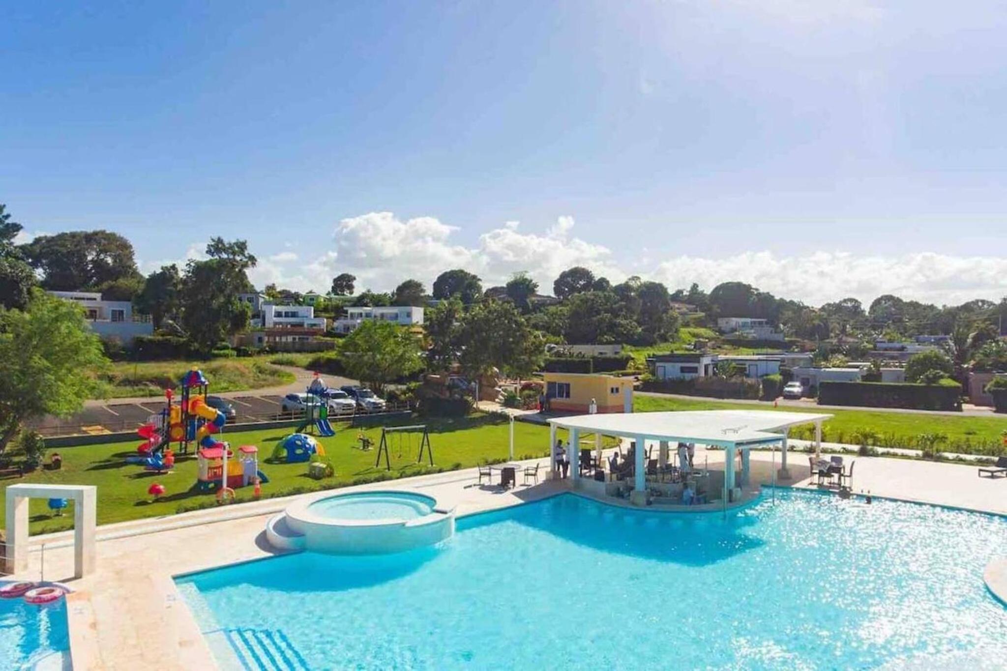 Villa Royale Regal Luxury Redefined