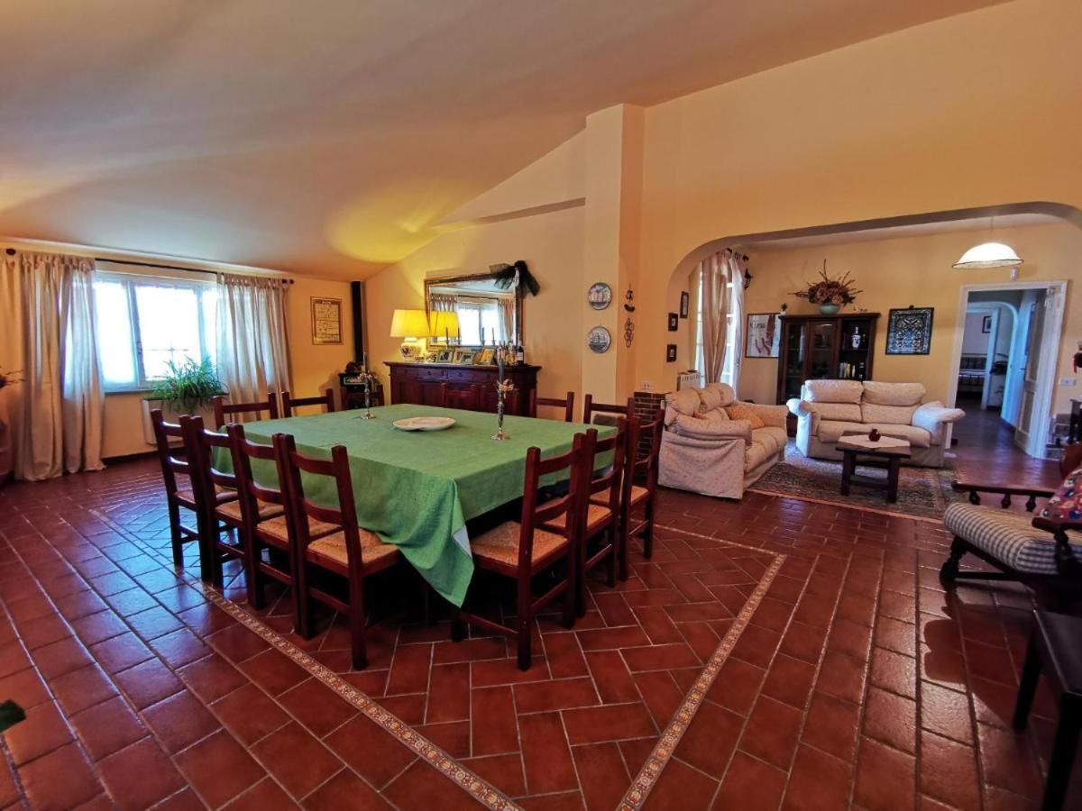 Villa Montesegnale