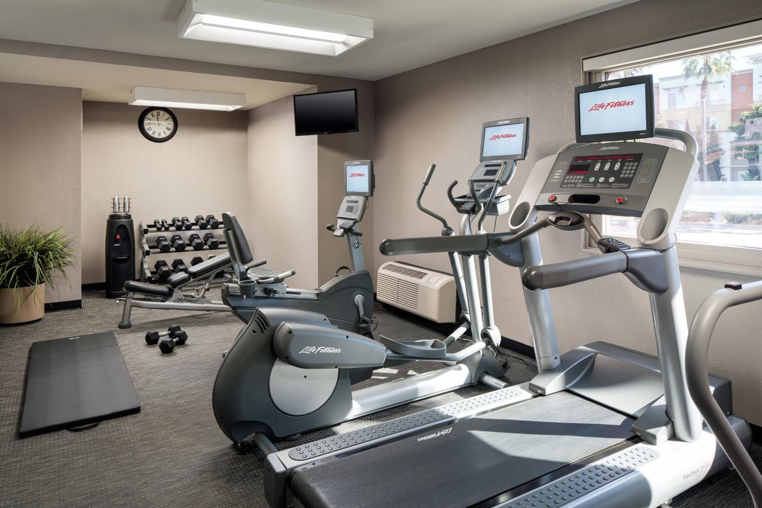 Orange County/Anaheim Vacations - Courtyard Irvine John Wayne Airport/Orange County - Property Image 3