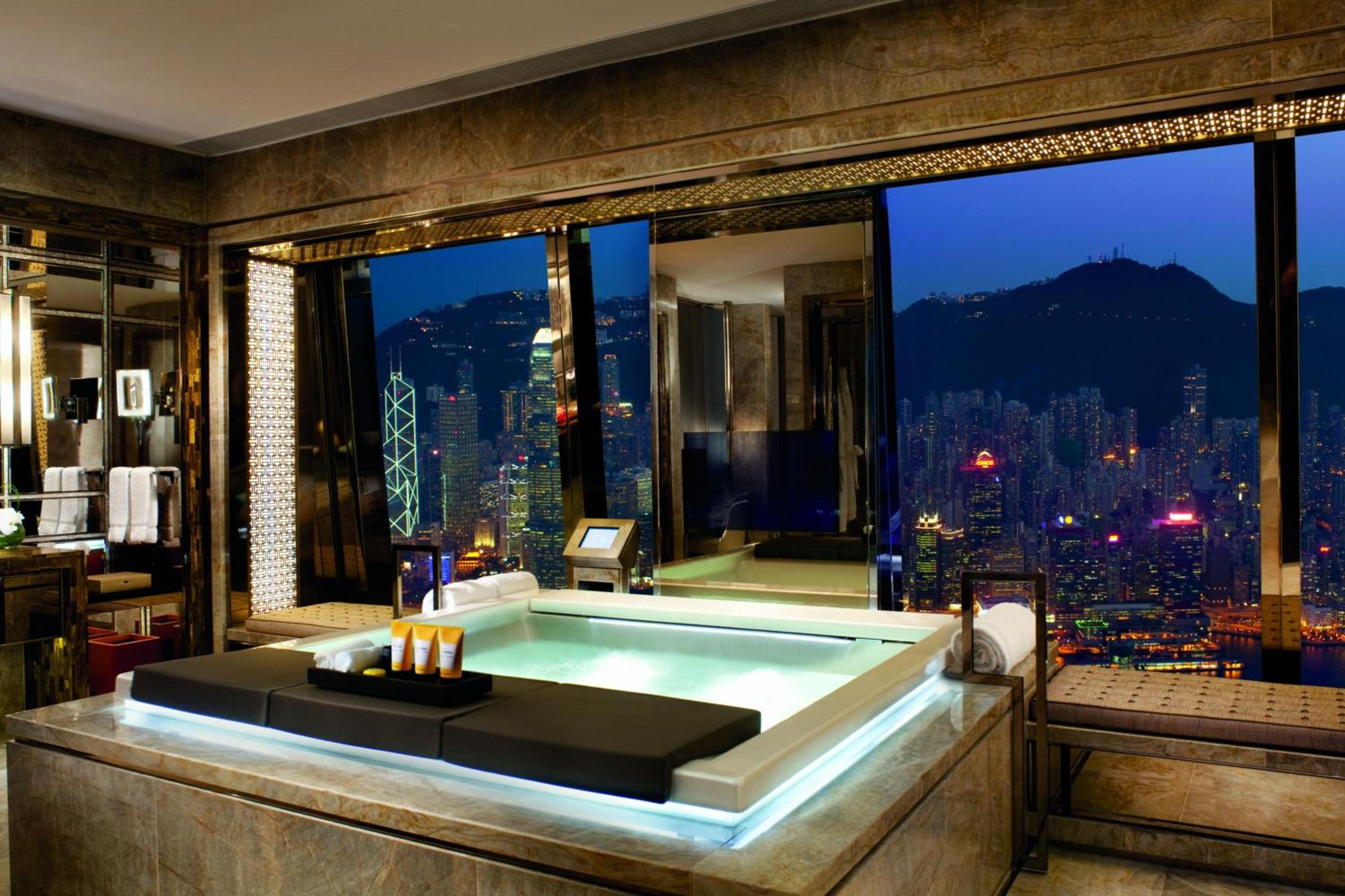 The Ritz-Carlton, Hong Kong