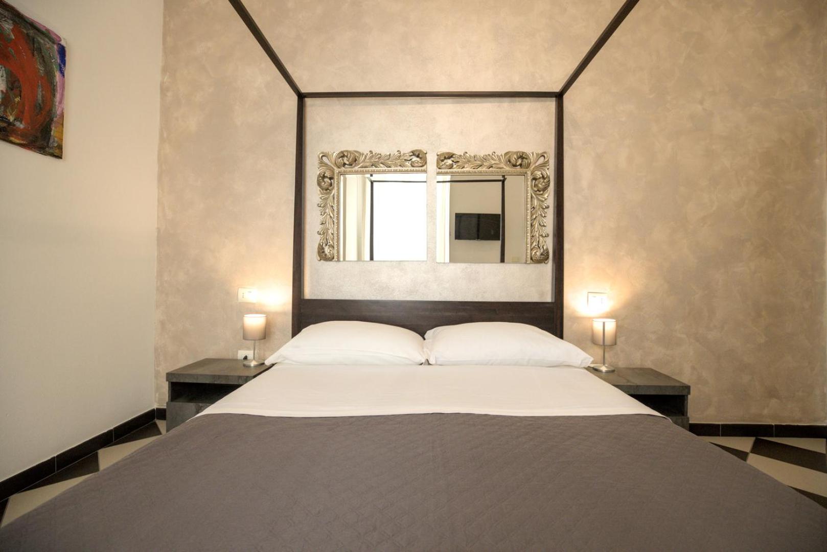 Manì Rooms