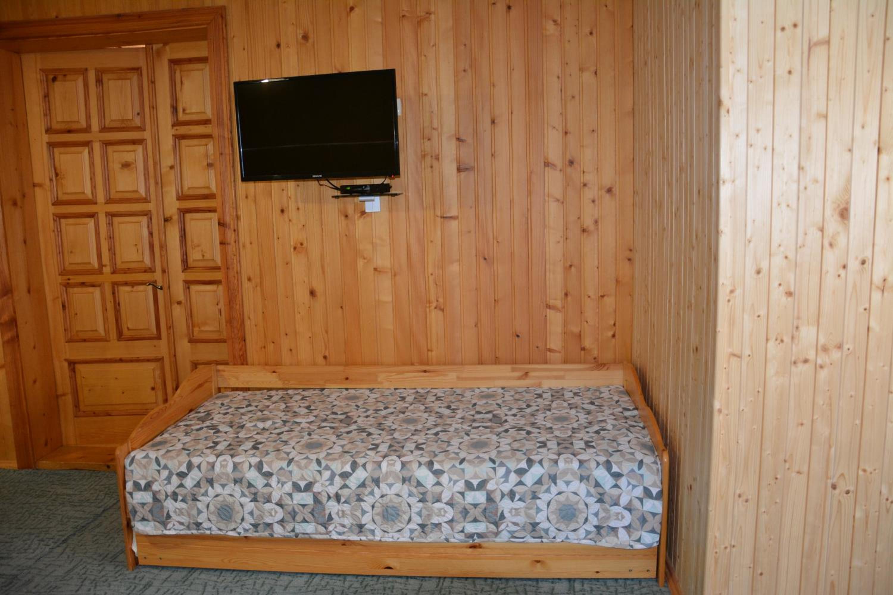 Photo 42