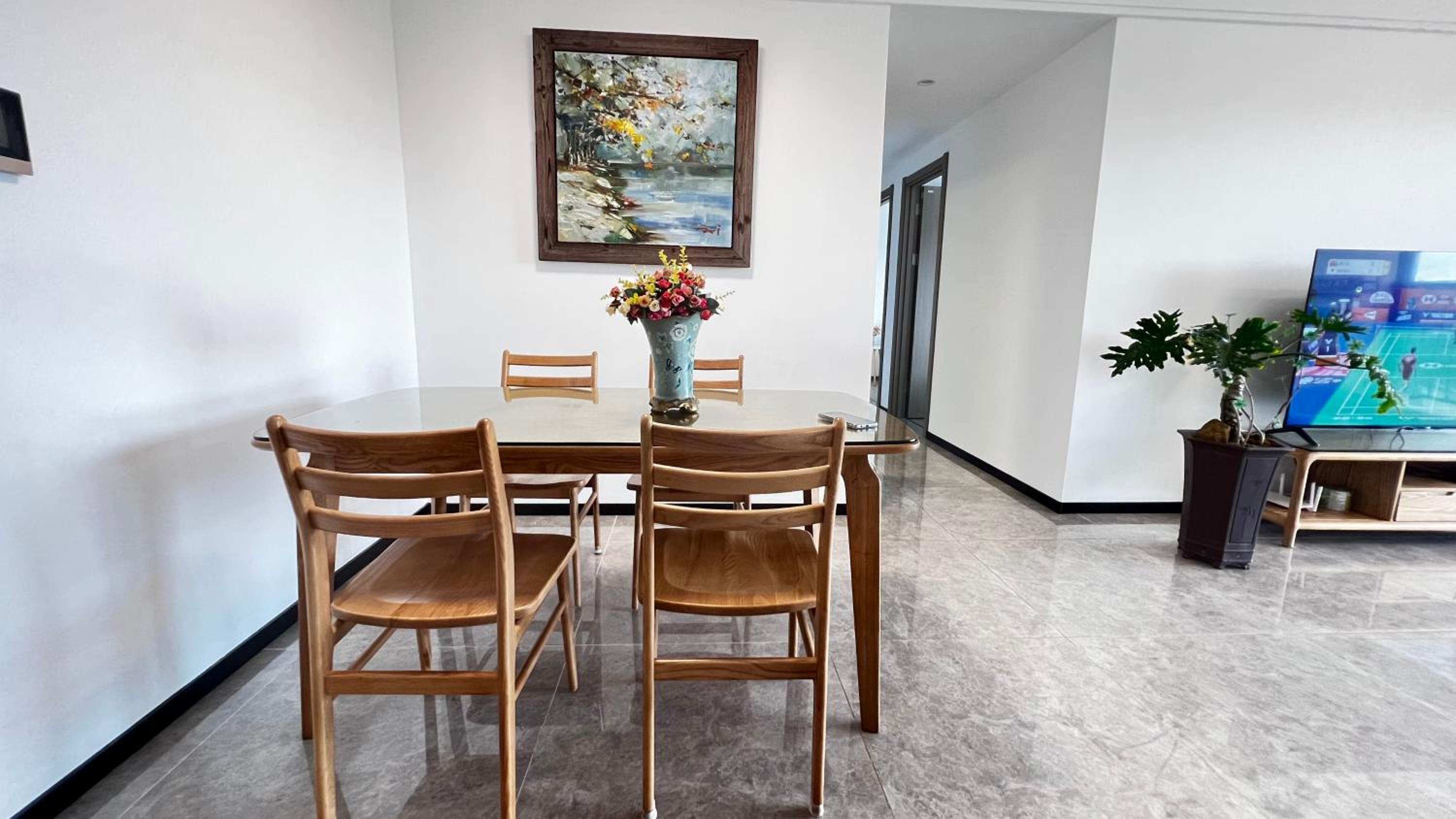 Jade Apartment