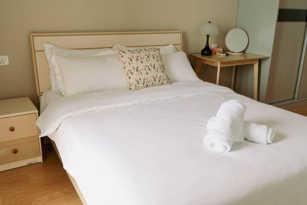 Country Garden Danga Bay,Full Seaview, 6-8pax, Netflix