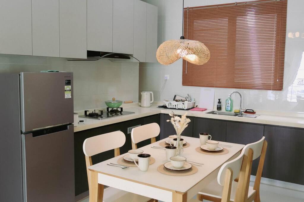 Country Garden Danga Bay,Full Seaview, 6-8pax, Netflix
