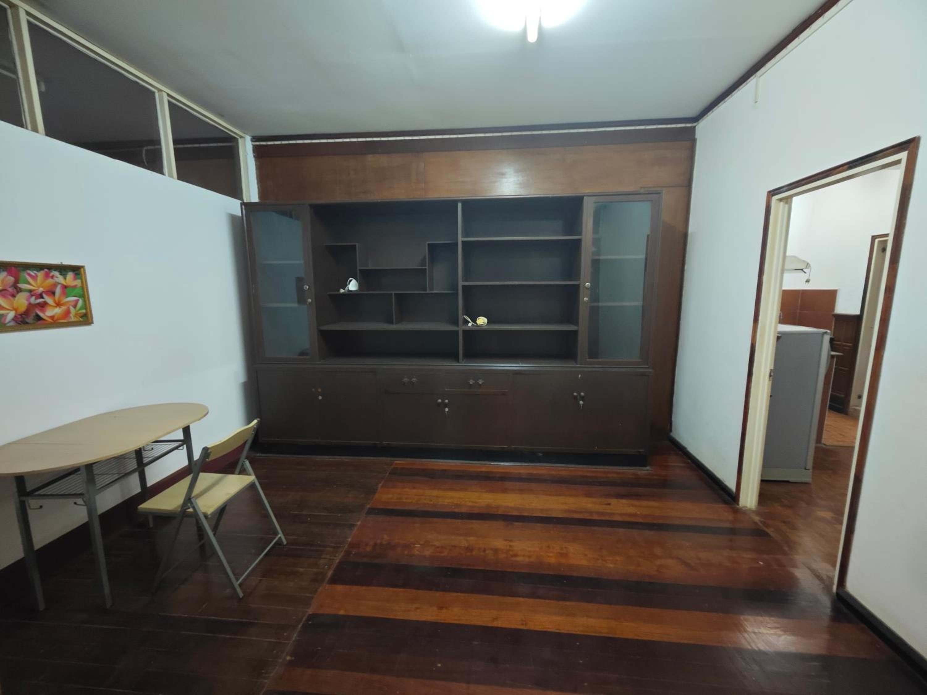 Gold house apartment