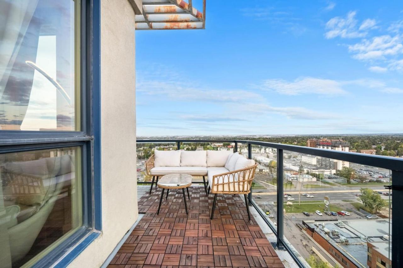 Upscale Penthouse Stay with Mountain & City Views, Free Parking, BBQ Grill, Office Space & More