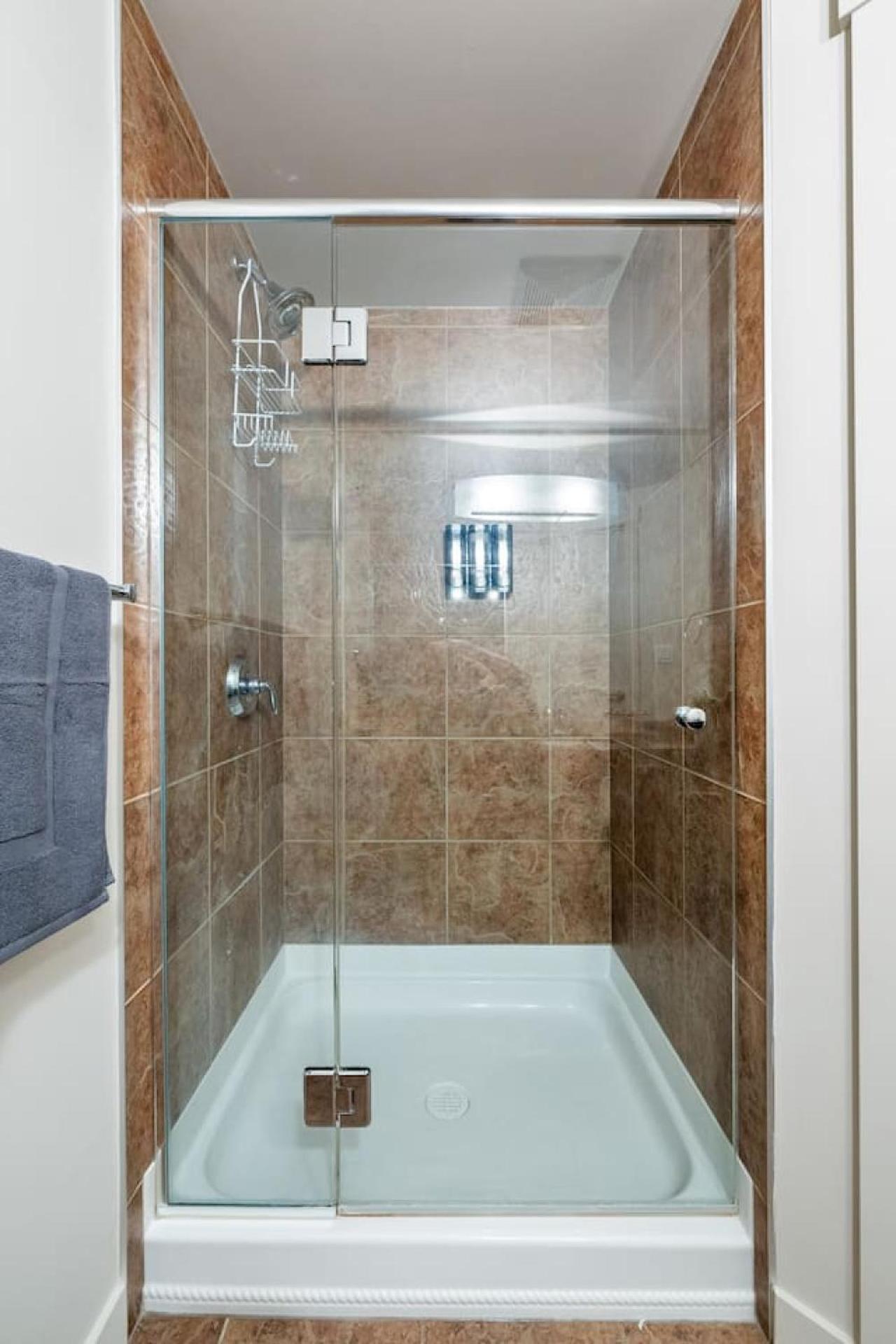 Upscale Penthouse Stay with Mountain & City Views, Free Parking, BBQ Grill, Office Space & More