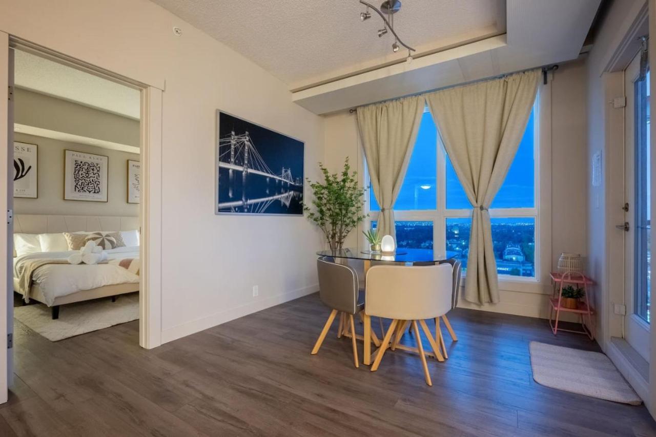 Upscale Penthouse Stay with Mountain & City Views, Free Parking, BBQ Grill, Office Space & More