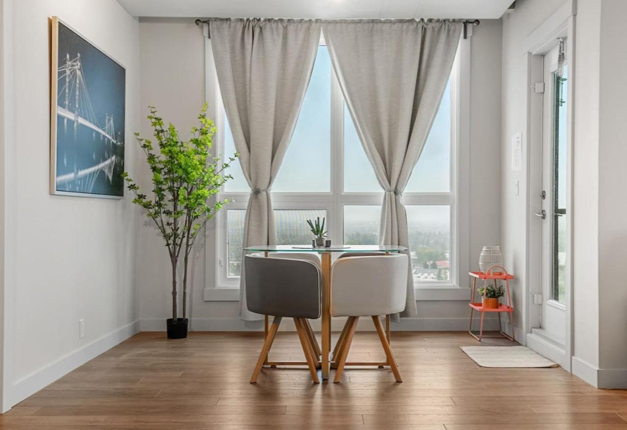 Upscale Penthouse Stay with Mountain & City Views, Free Parking, BBQ Grill, Office Space & More