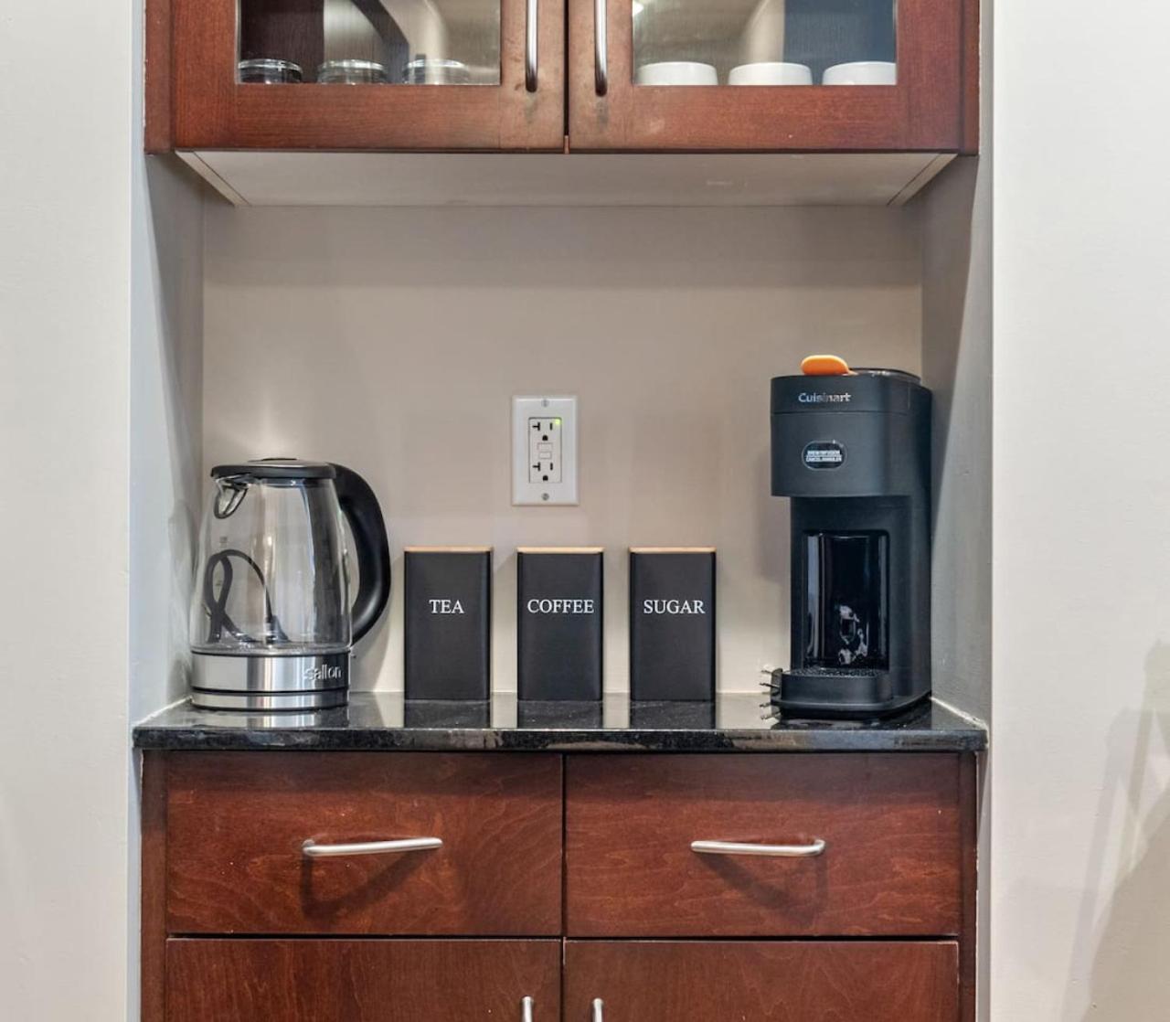 Upscale Penthouse Stay with Mountain & City Views, Free Parking, BBQ Grill, Office Space & More