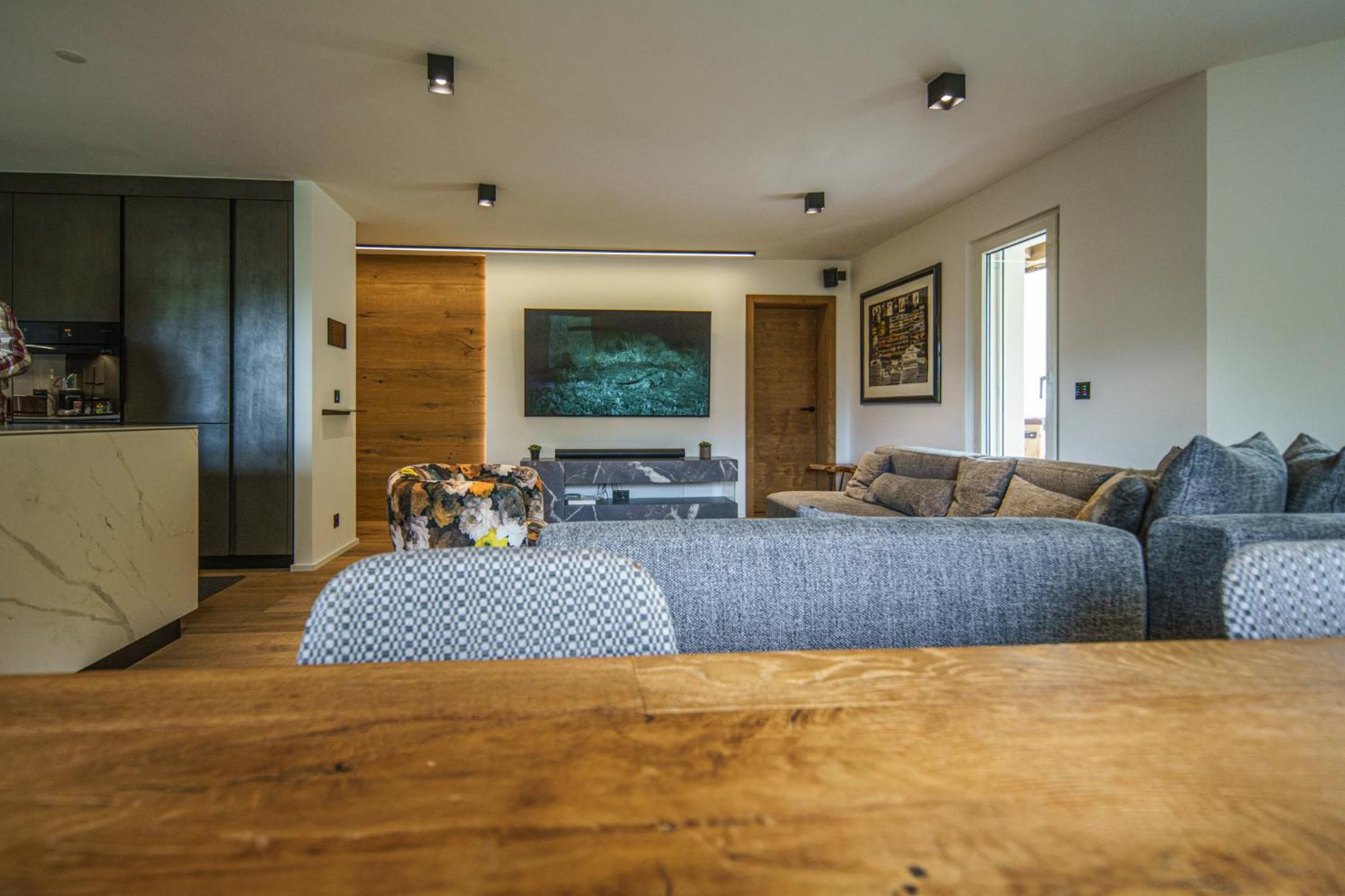Luxury Mountain Apartment with Private Sauna and Underground Parking