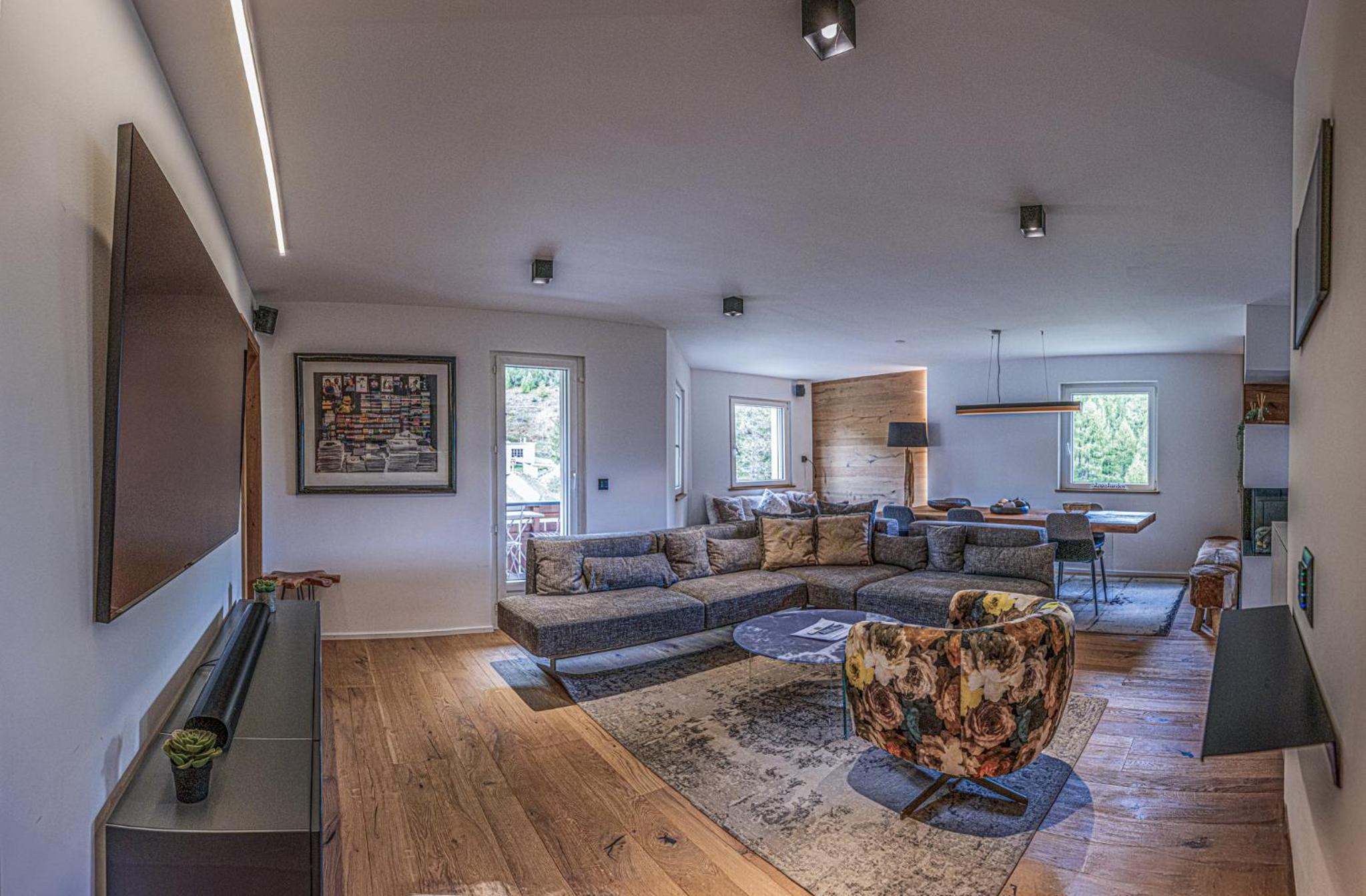 Luxury Mountain Apartment with Private Sauna and Underground Parking