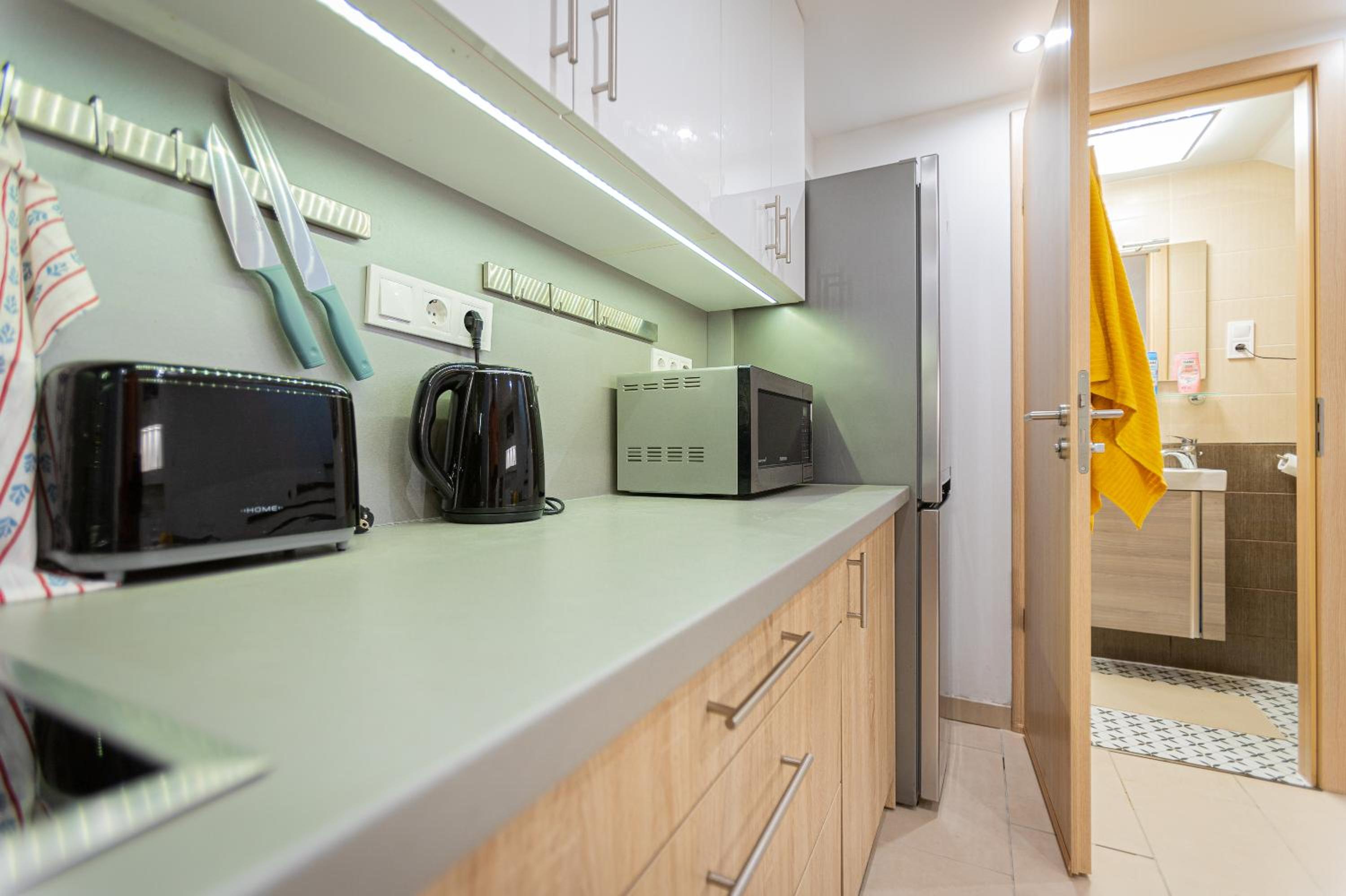 One-bedroom apartment in the heart of Budapest, Rakoczi view 3