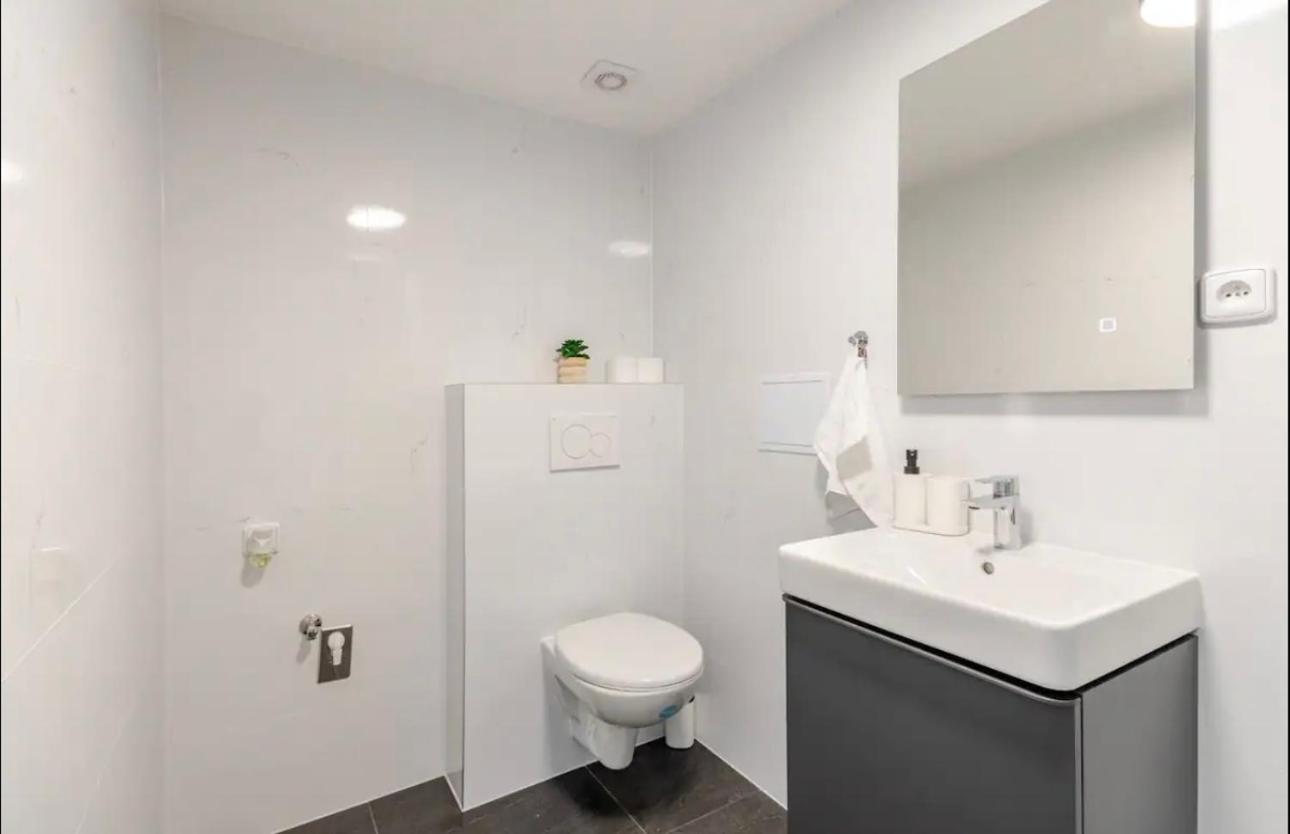 Apartman Namesti Miru