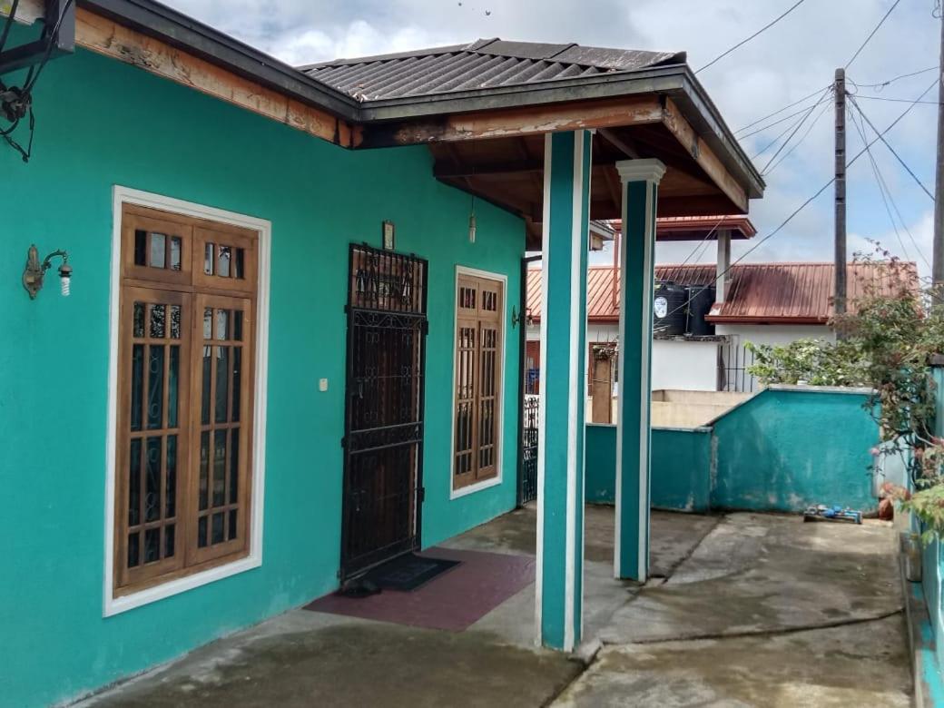 Shane HomeStay