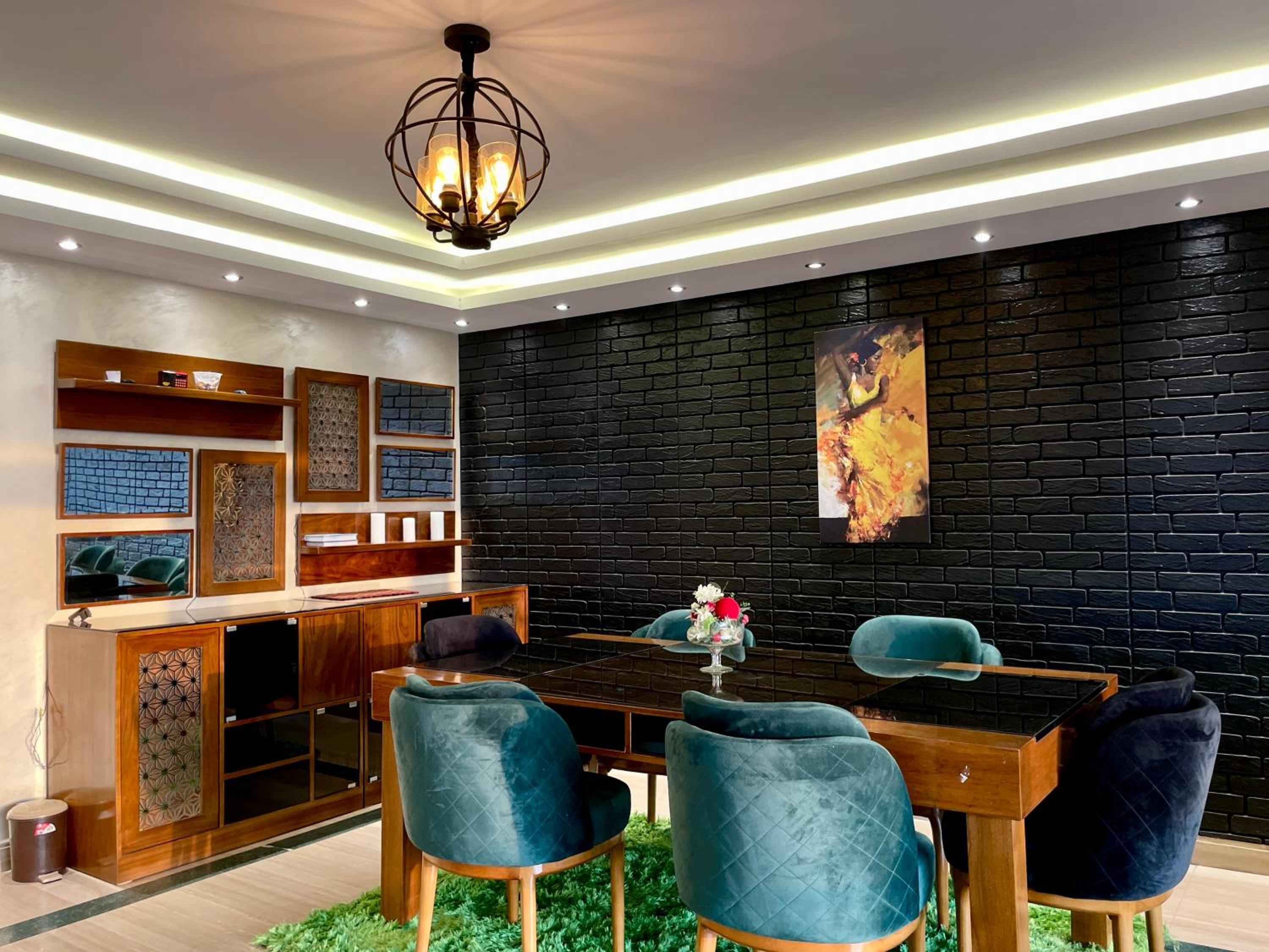 Family LUX Apartment -3BRSNile corniche