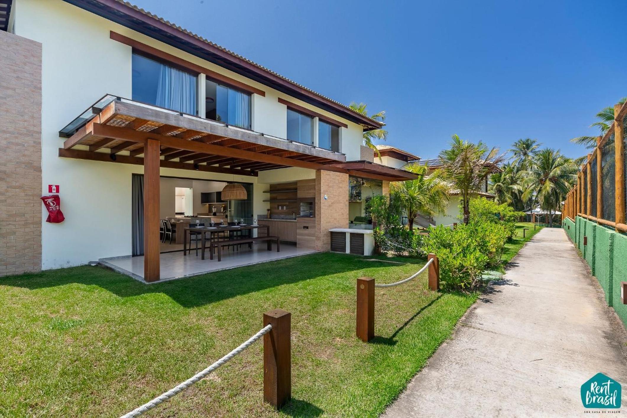 Beautiful Duplex Bungalow in Imbassaí Privilege