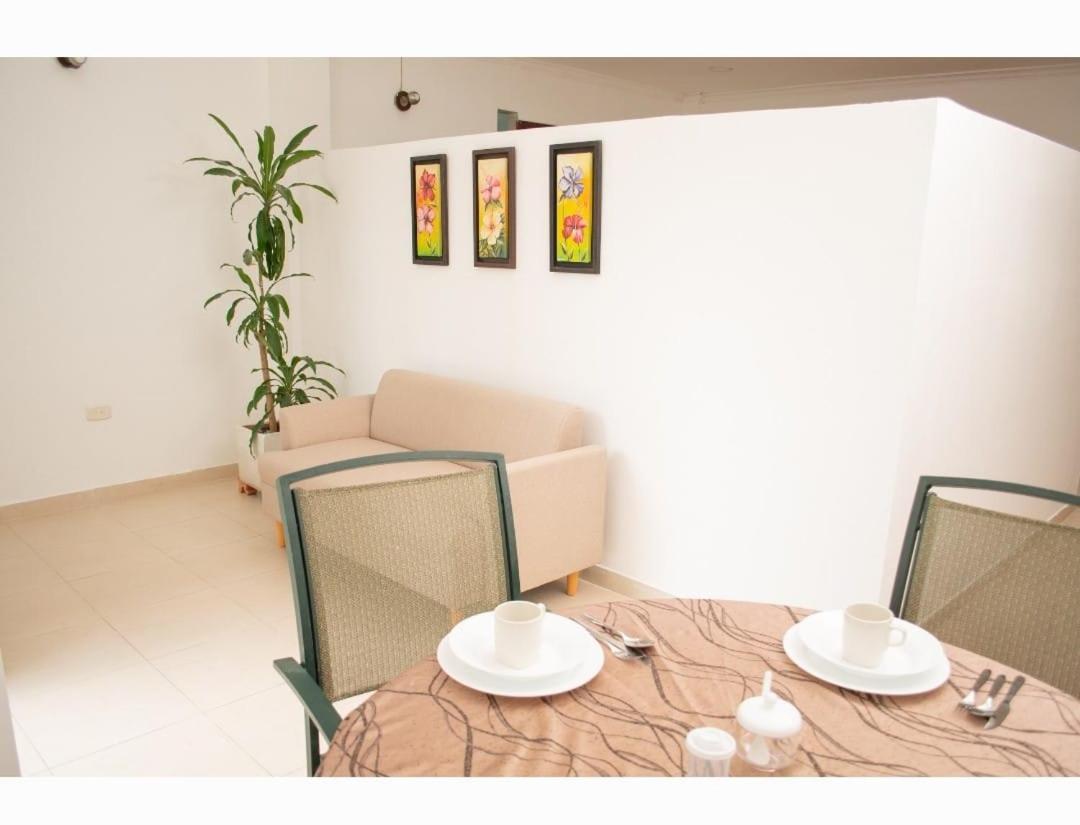 Confortable apt en el norte de Montería frente al centro comercial Alamedas