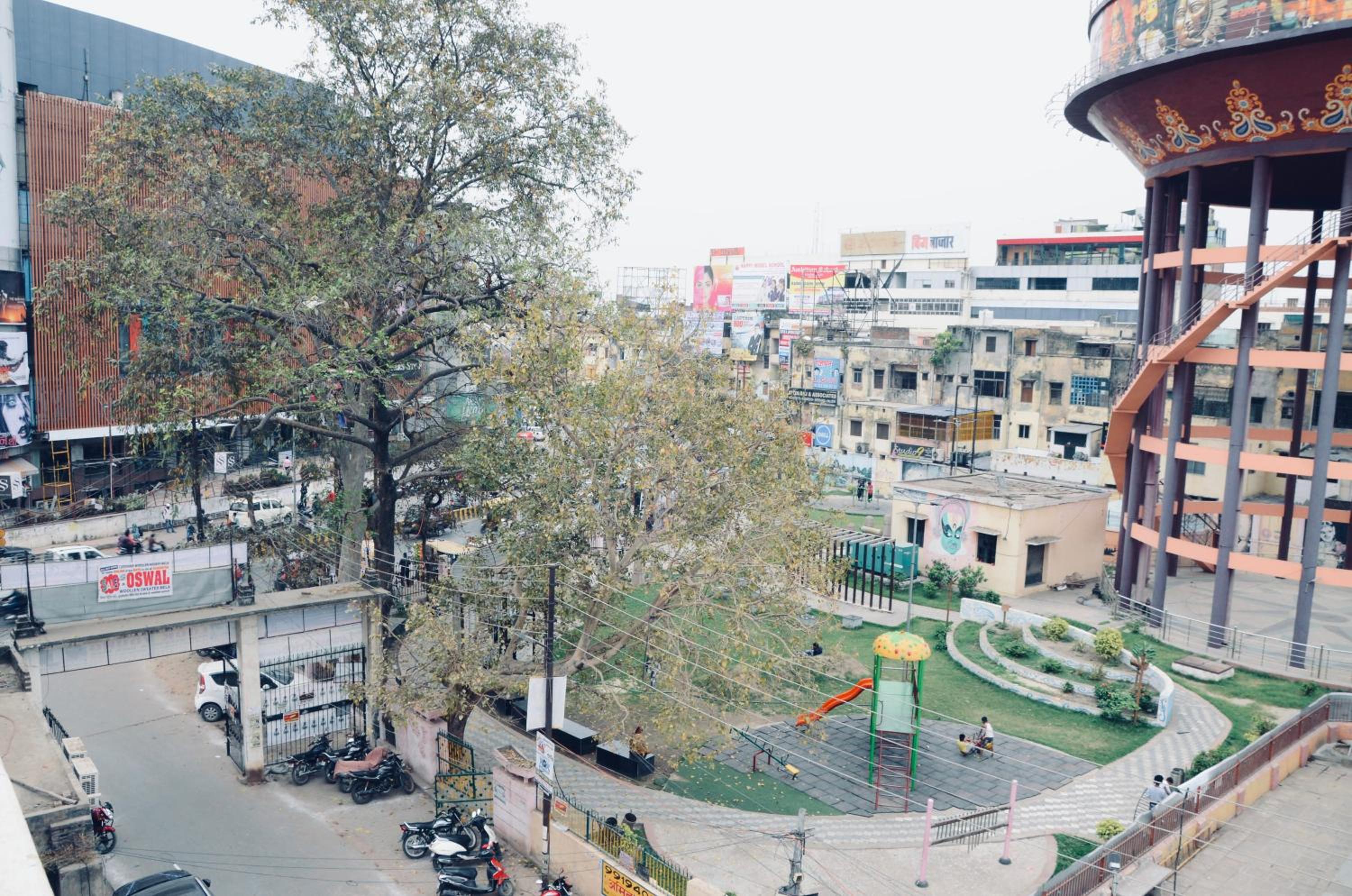 Kashi Stay - 3 Bedroom Fully Furnished AC Apartment