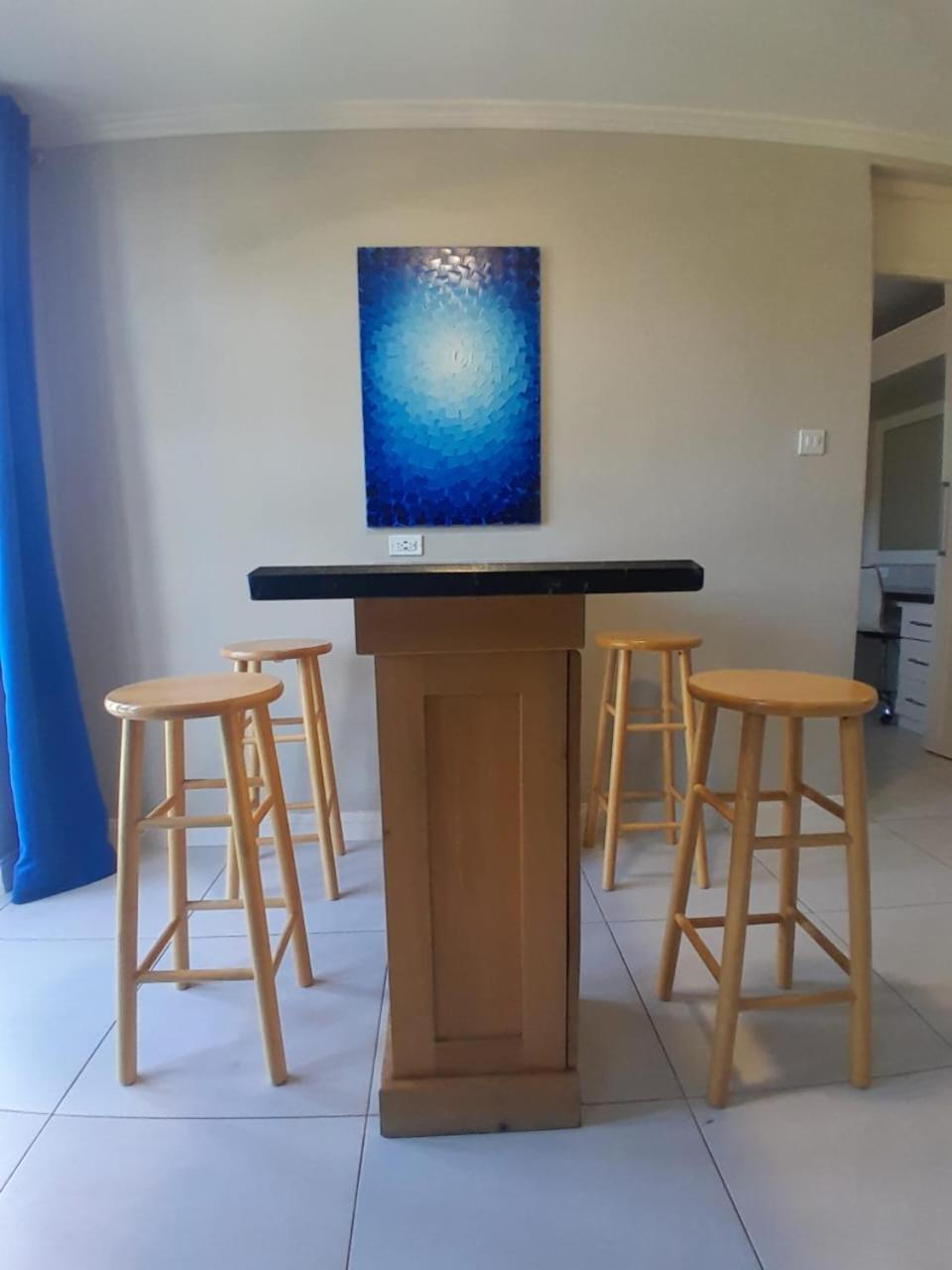 Contemporary One Bedroom at Sandcastles