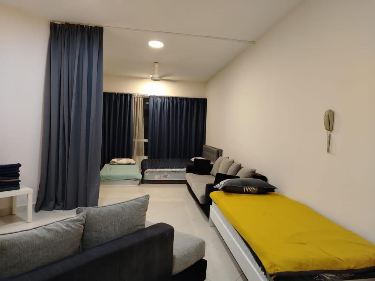 4R2B crest residences walk to klcc jln alor train 2station to bukitbintang water machine