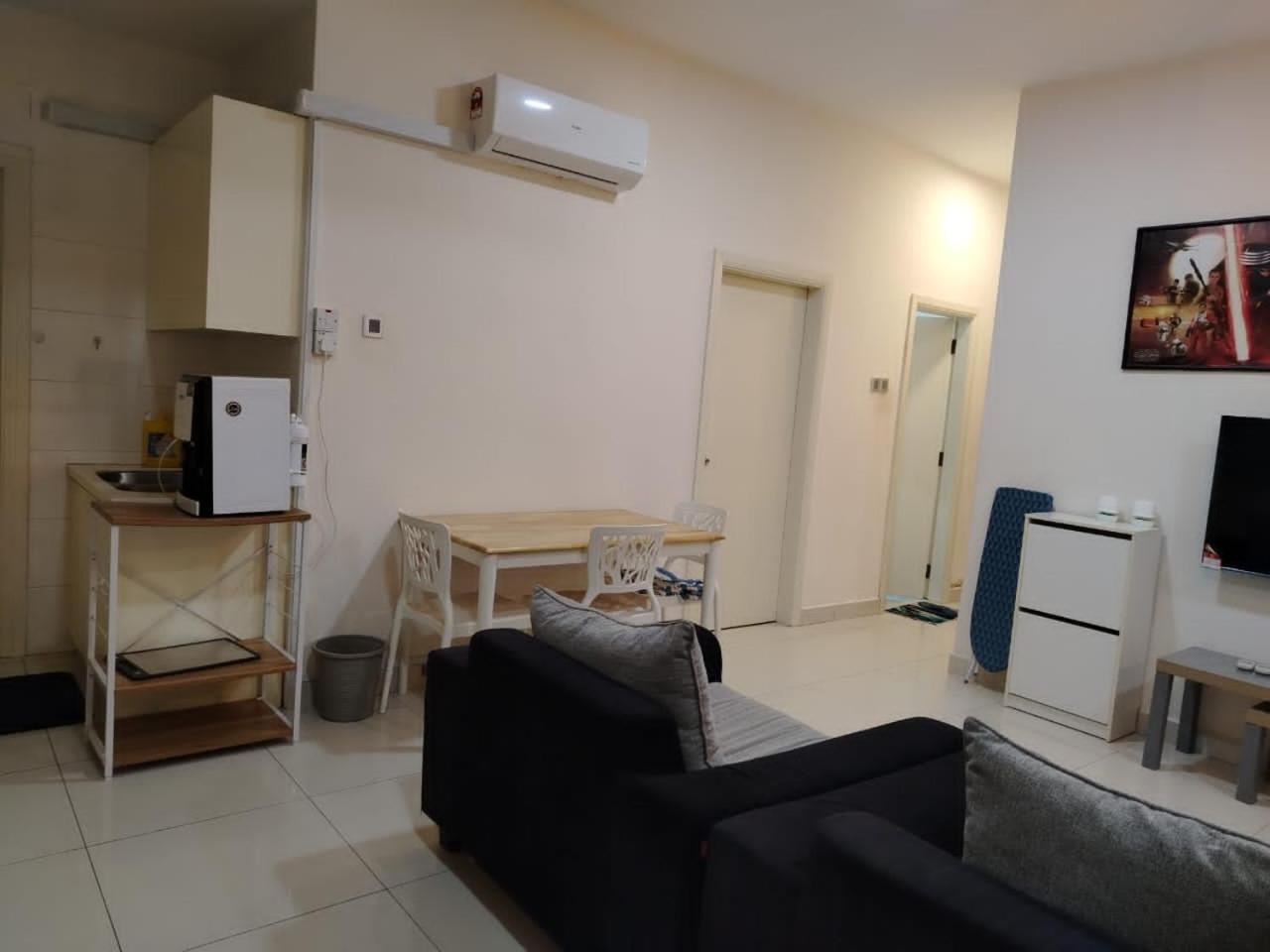 4R2B crest residences walk to klcc jln alor train 2station to bukitbintang water machine