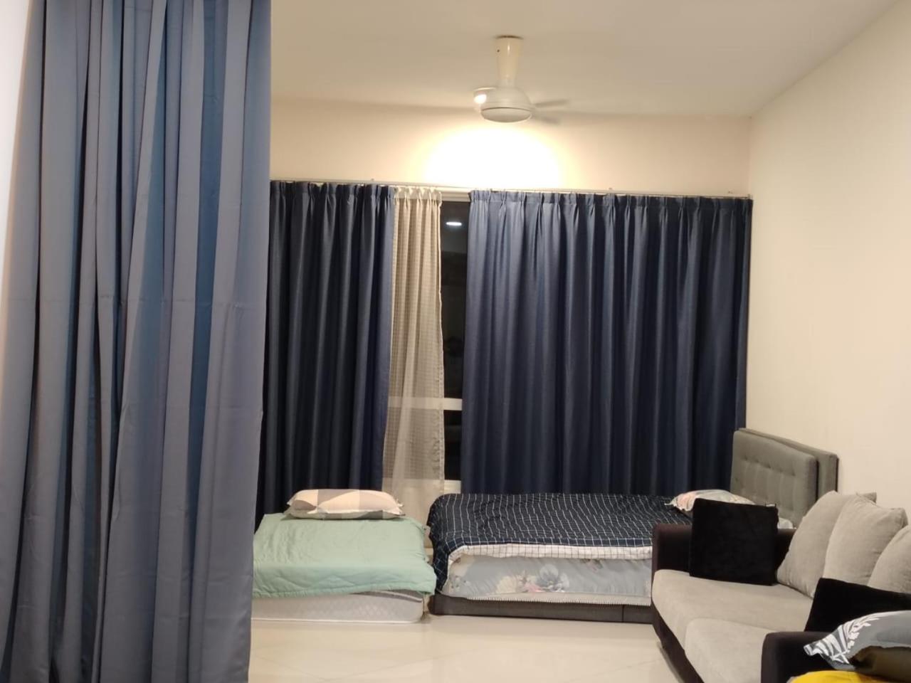 4R2B crest residences walk to klcc jln alor train 2station to bukitbintang water machine