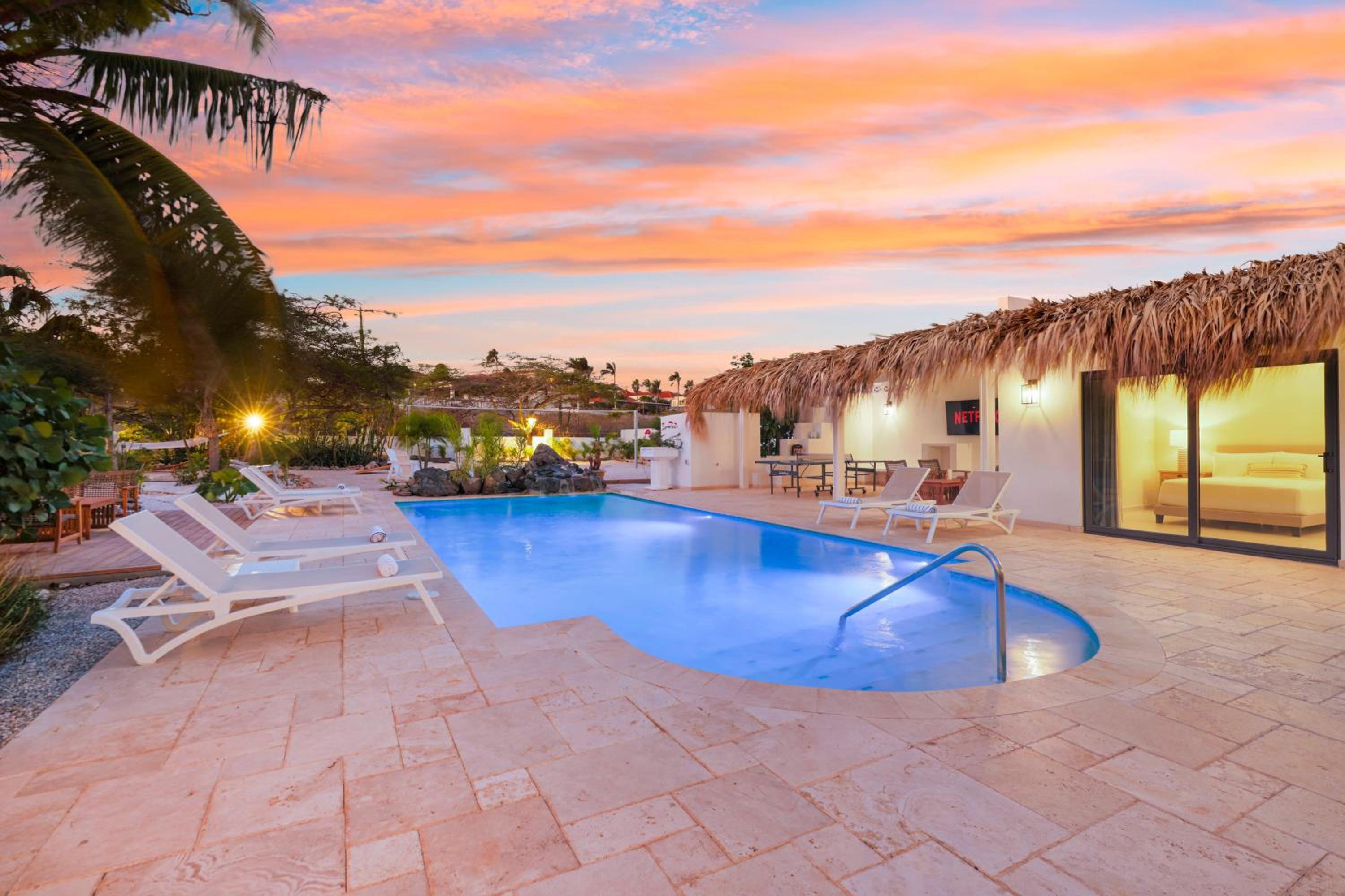 Boca Beach House NEW LUX 6 Bed 6 Bath Pool Walk To Beach
