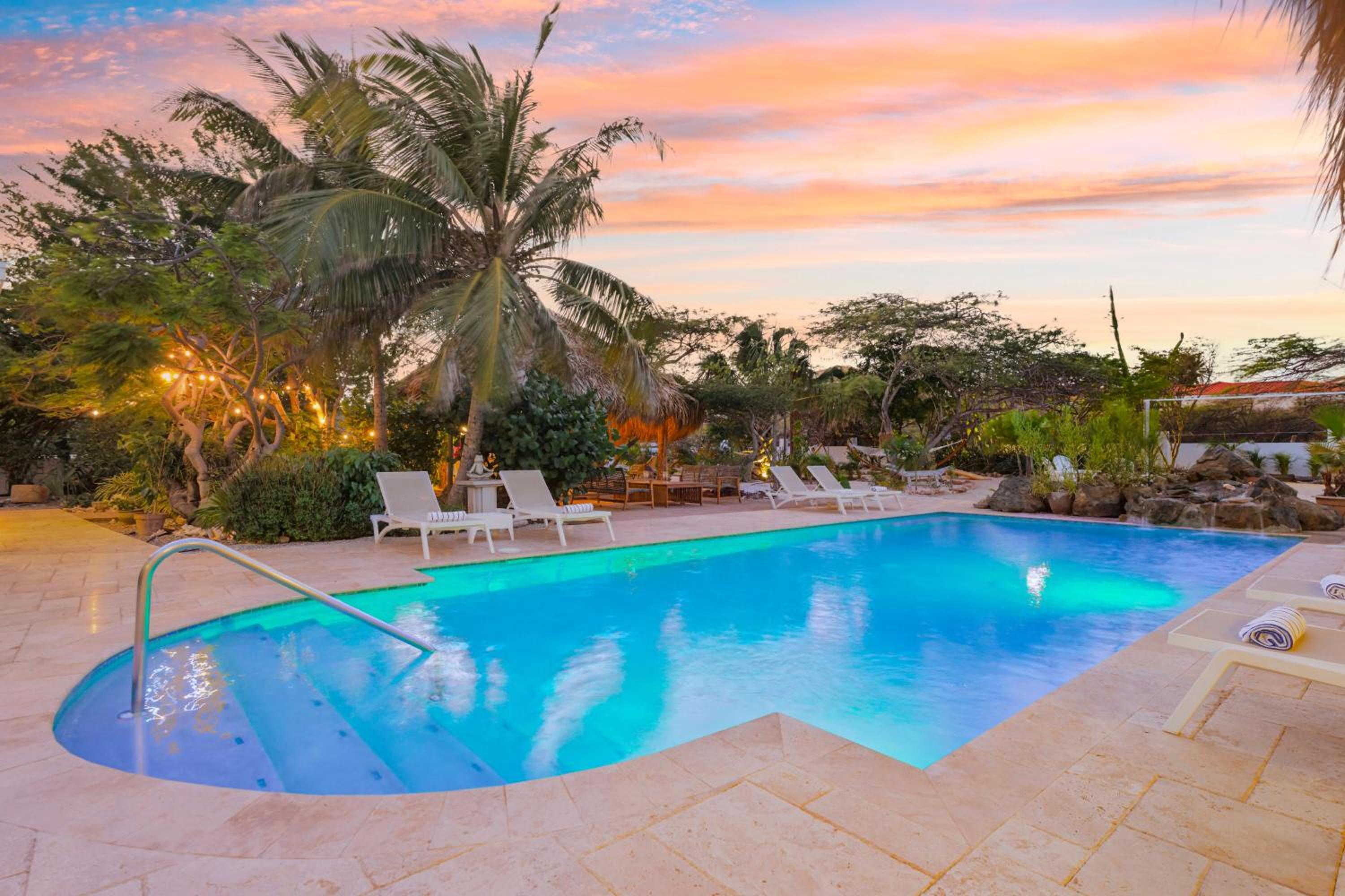 Boca Beach House NEW LUX 6 Bed 6 Bath Pool Walk To Beach