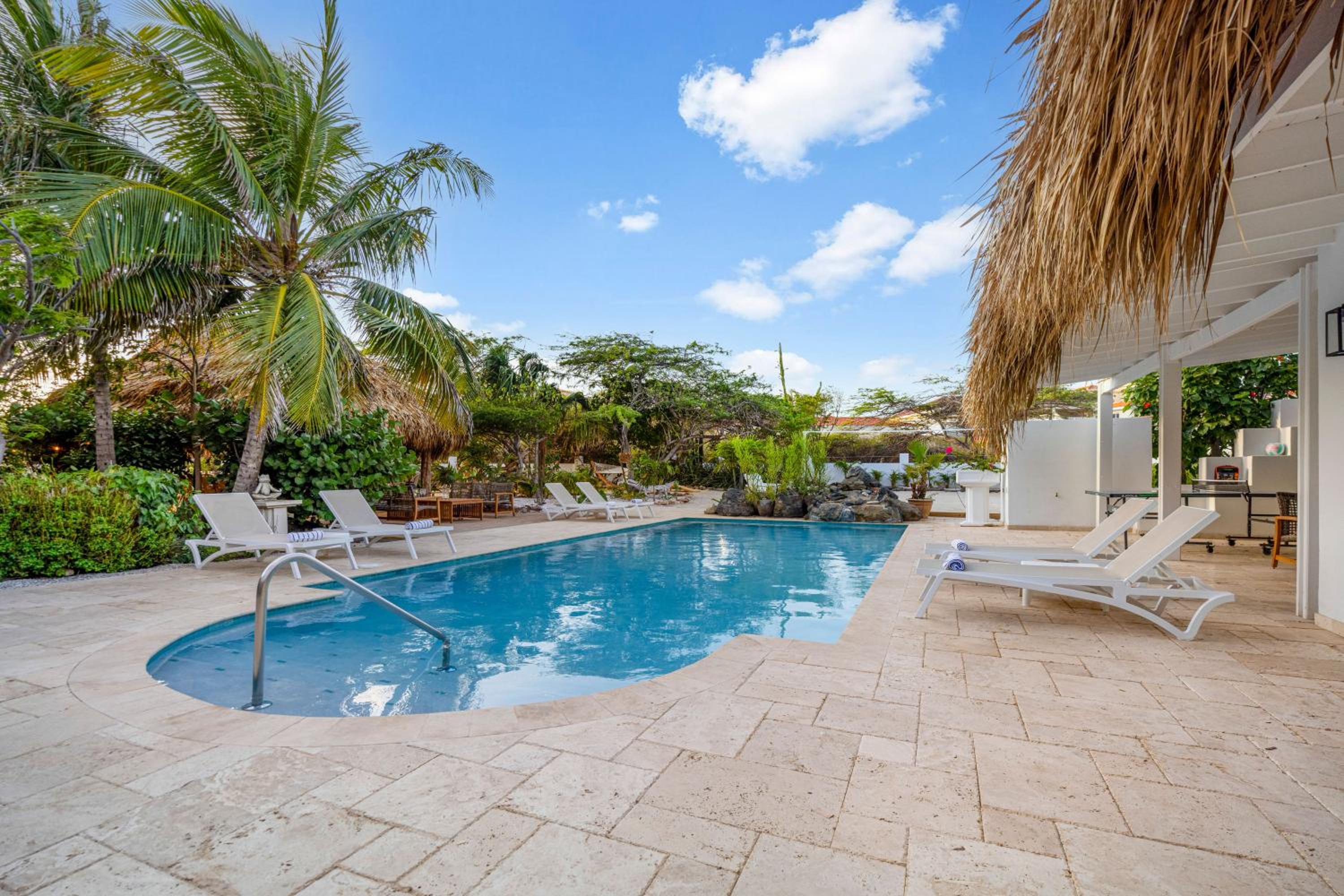 Boca Beach House NEW LUX 6 Bed 6 Bath Pool Walk To Beach