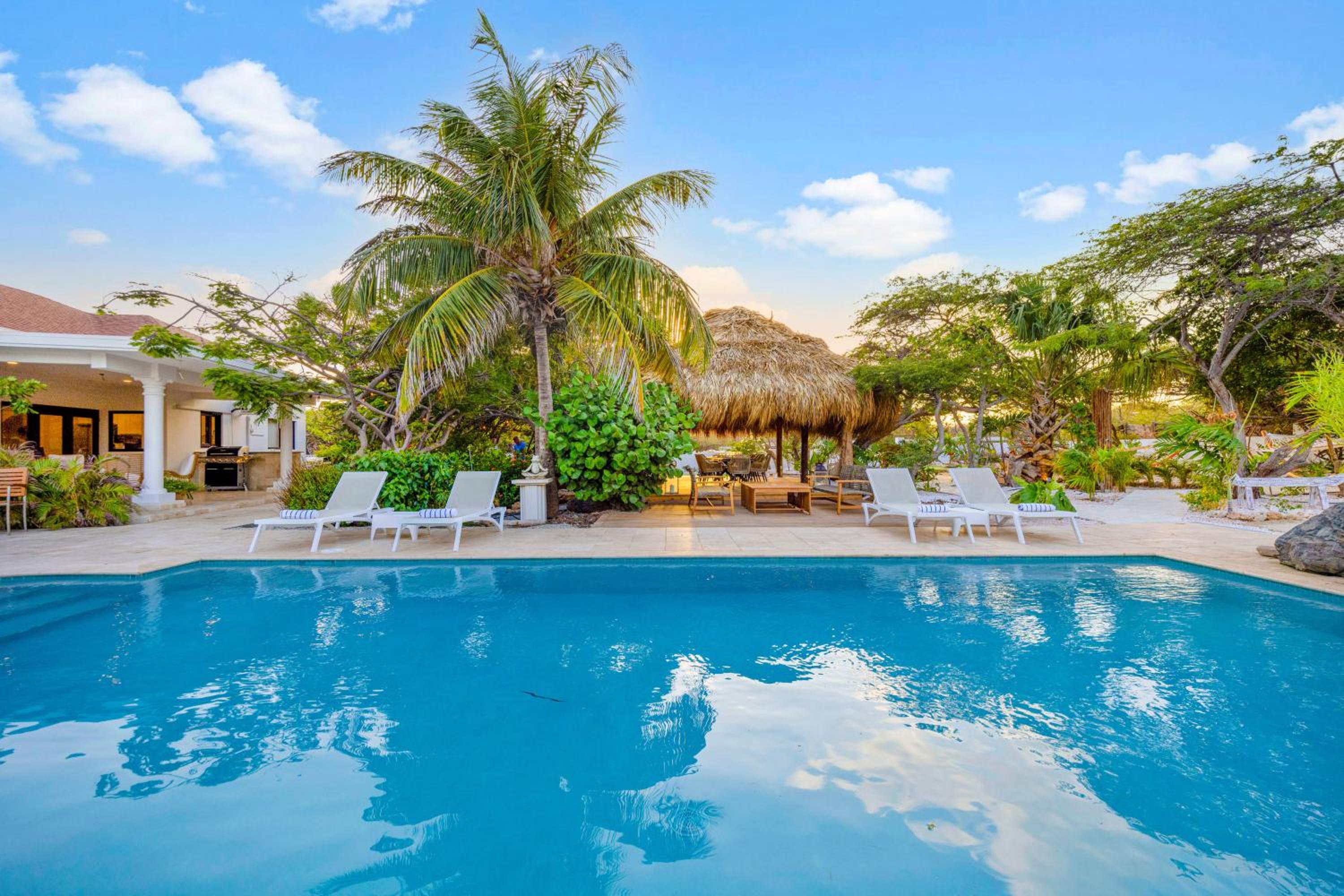 Boca Beach House NEW LUX 6 Bed 6 Bath Pool Walk To Beach