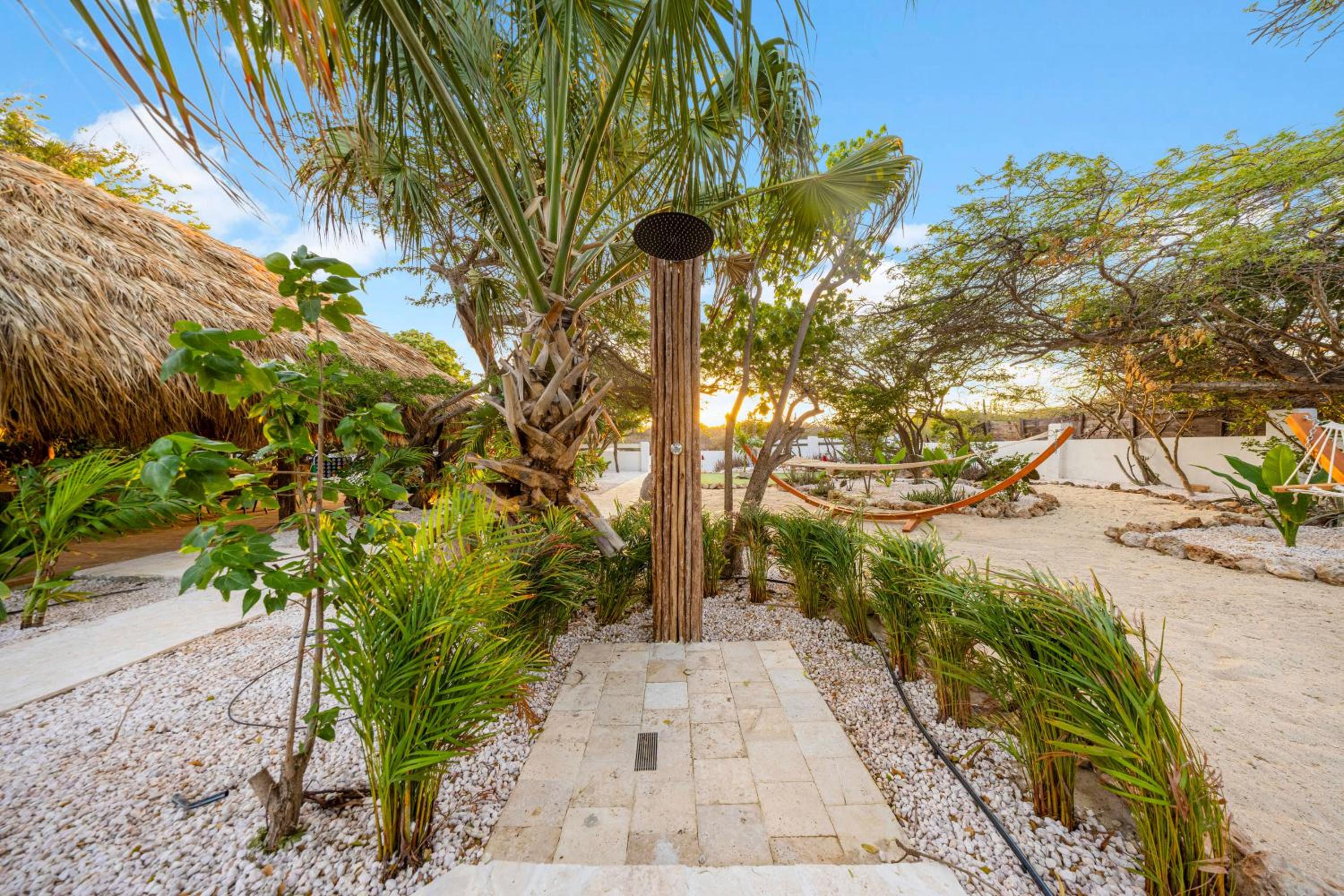 Boca Beach House NEW LUX 6 Bed 6 Bath Pool Walk To Beach