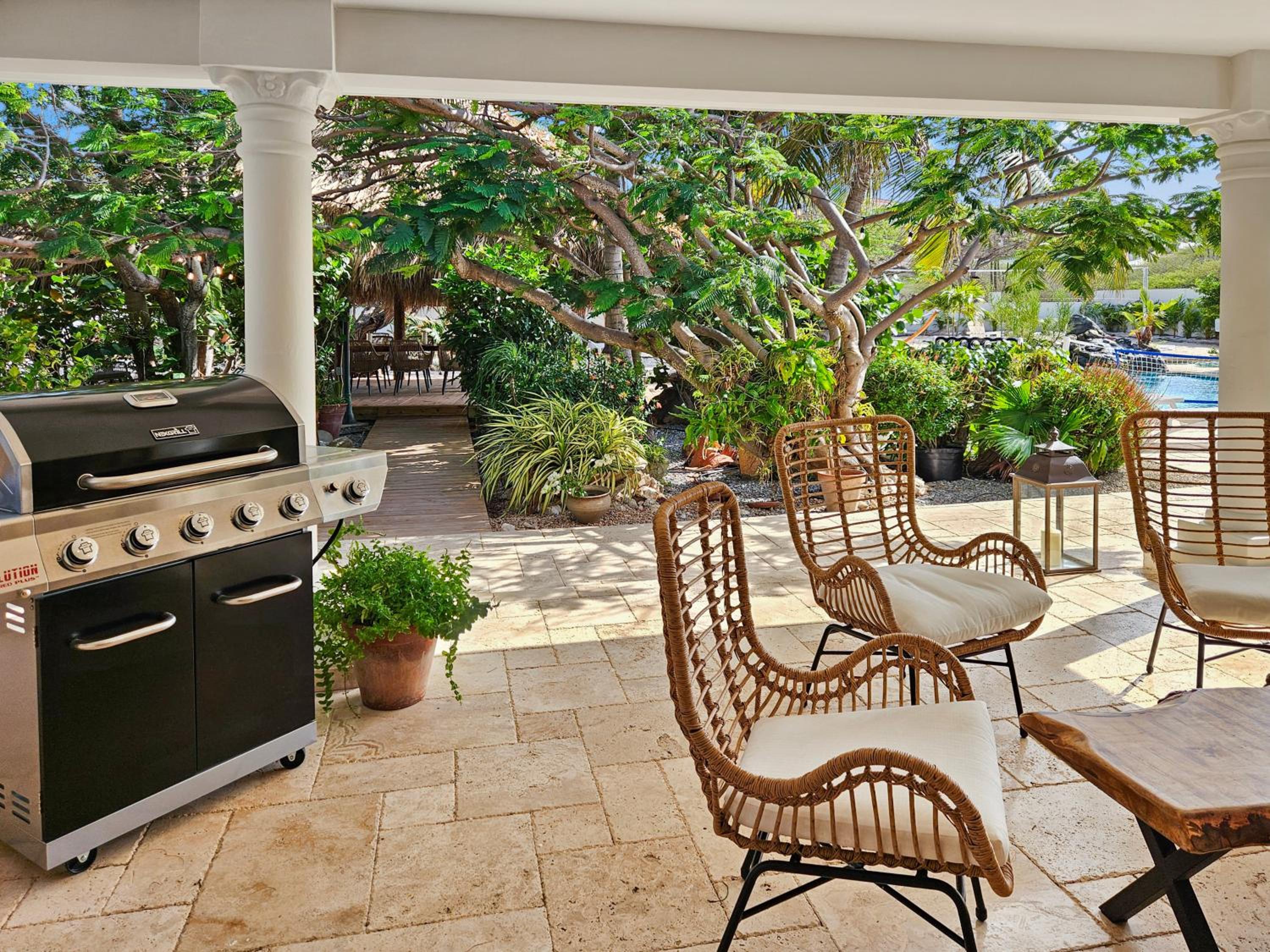 Boca Beach House NEW LUX 6 Bed 6 Bath Pool Walk To Beach