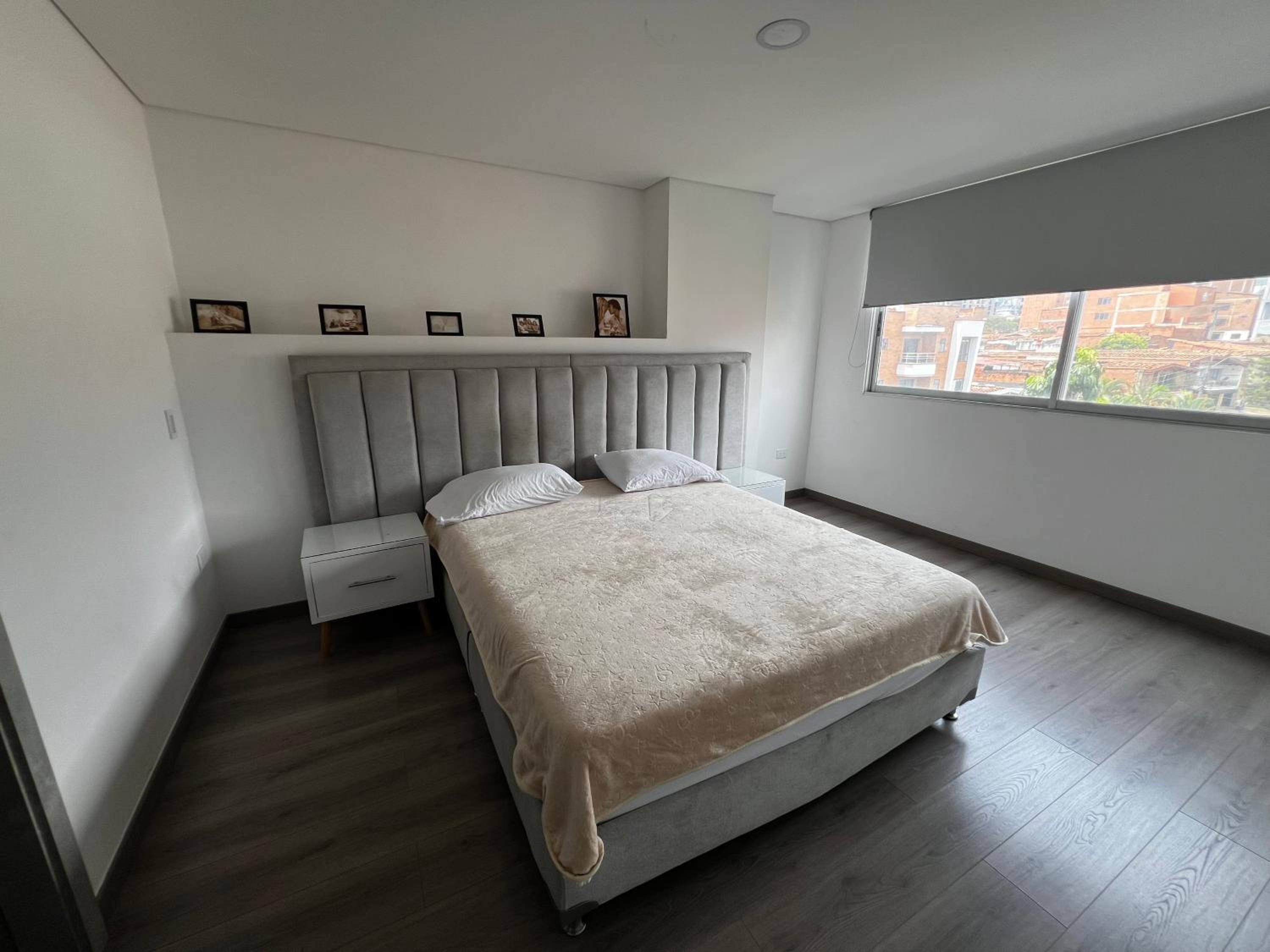Modern 3 Bedroom Apartment with balcony