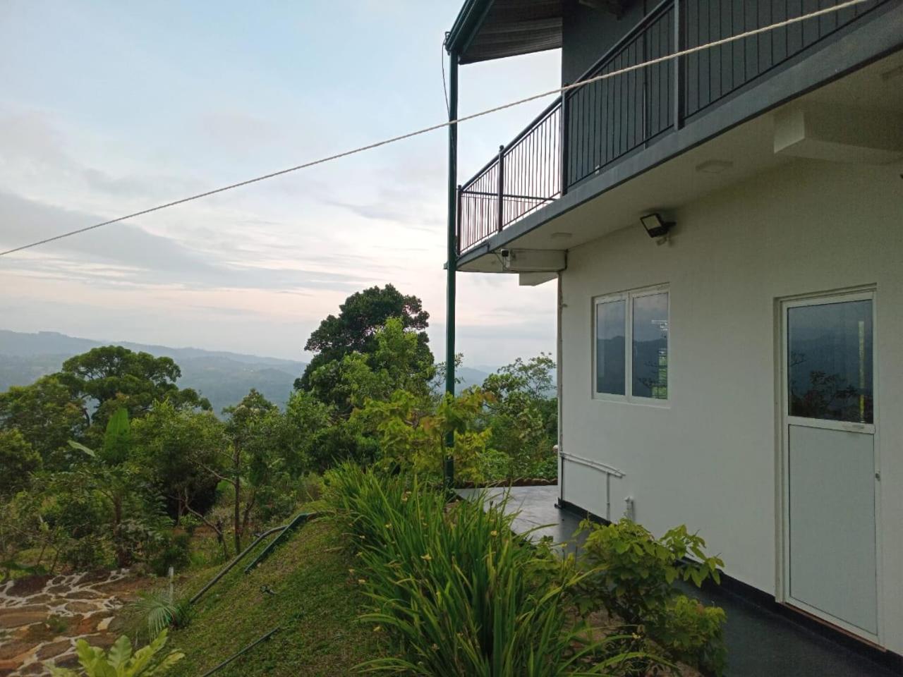 Nilwood Hills Villa Kandy view 2