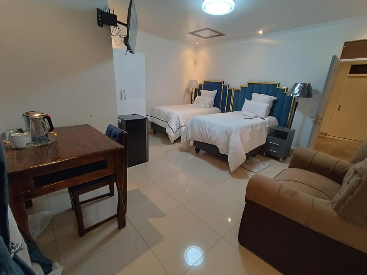 Manasseh Bed & BreakFast Gabs North