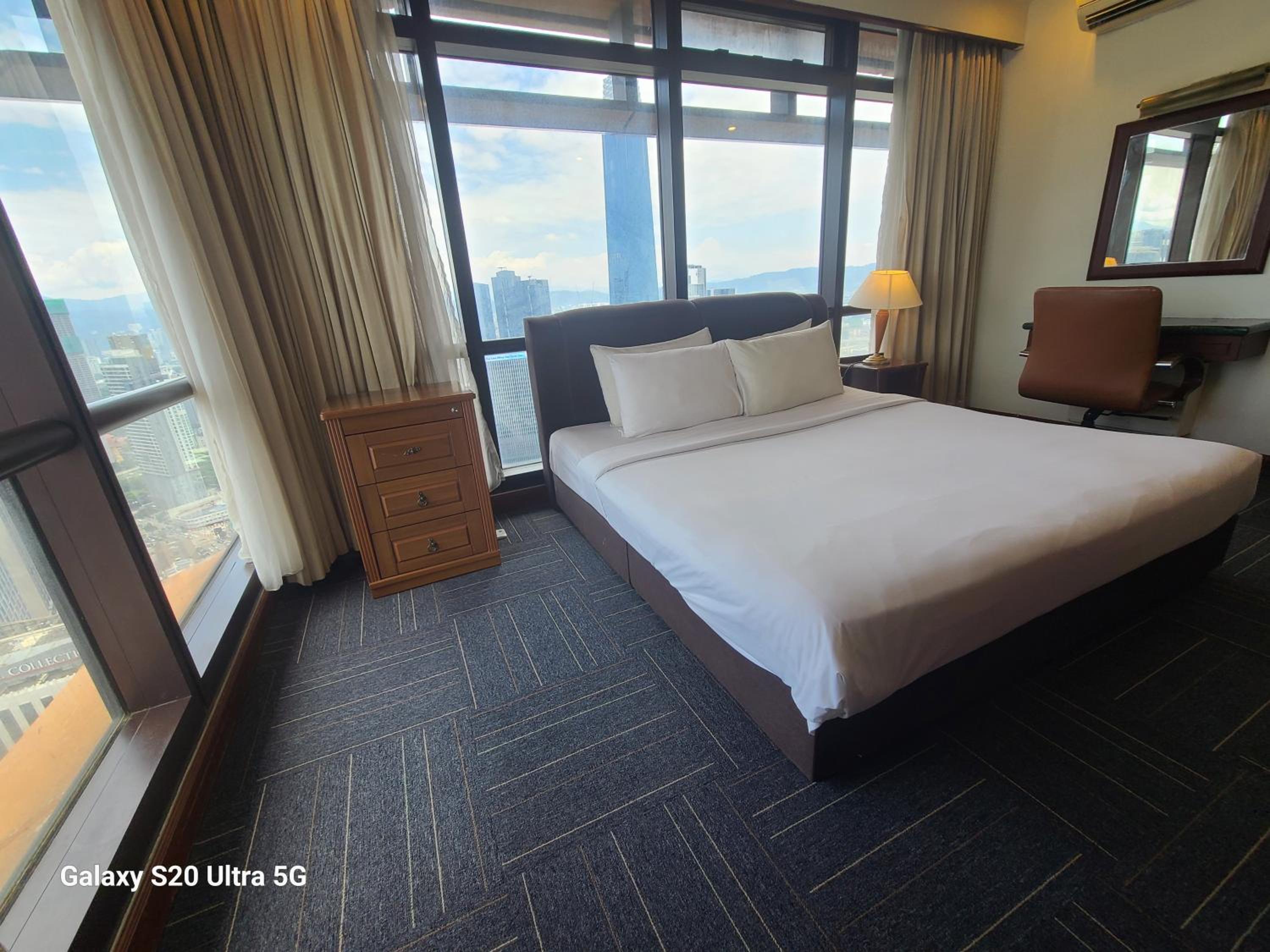 KL Time Square Hotal Sarvice Suite