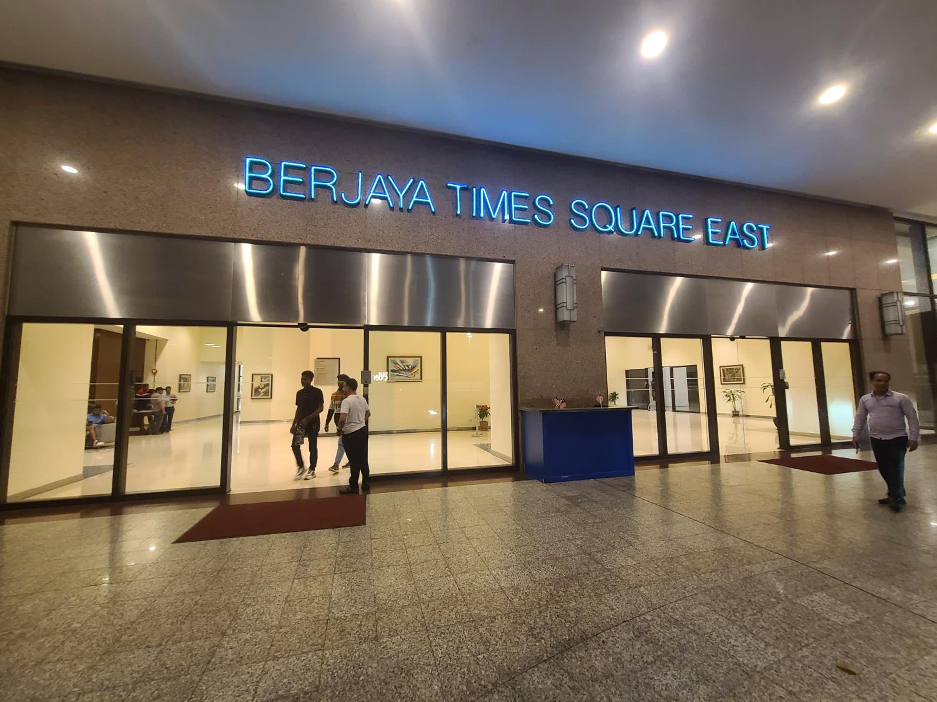 KL Time Square Hotal Sarvice Suite