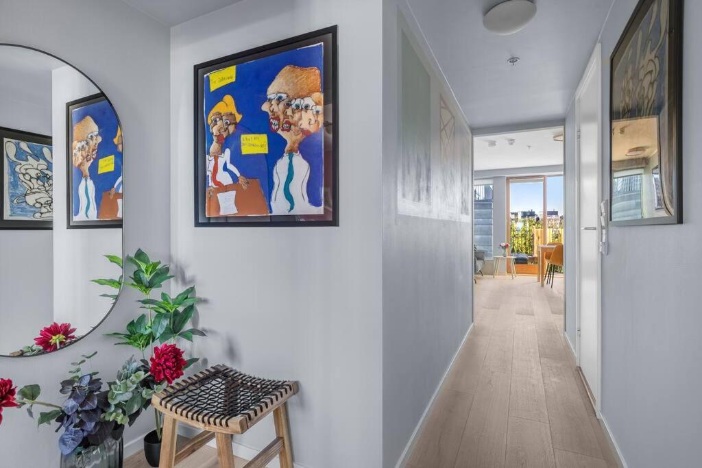 DINBNB Apartments l Family Friendly l 1000m from Central Station l NEW l Free Parking view 2