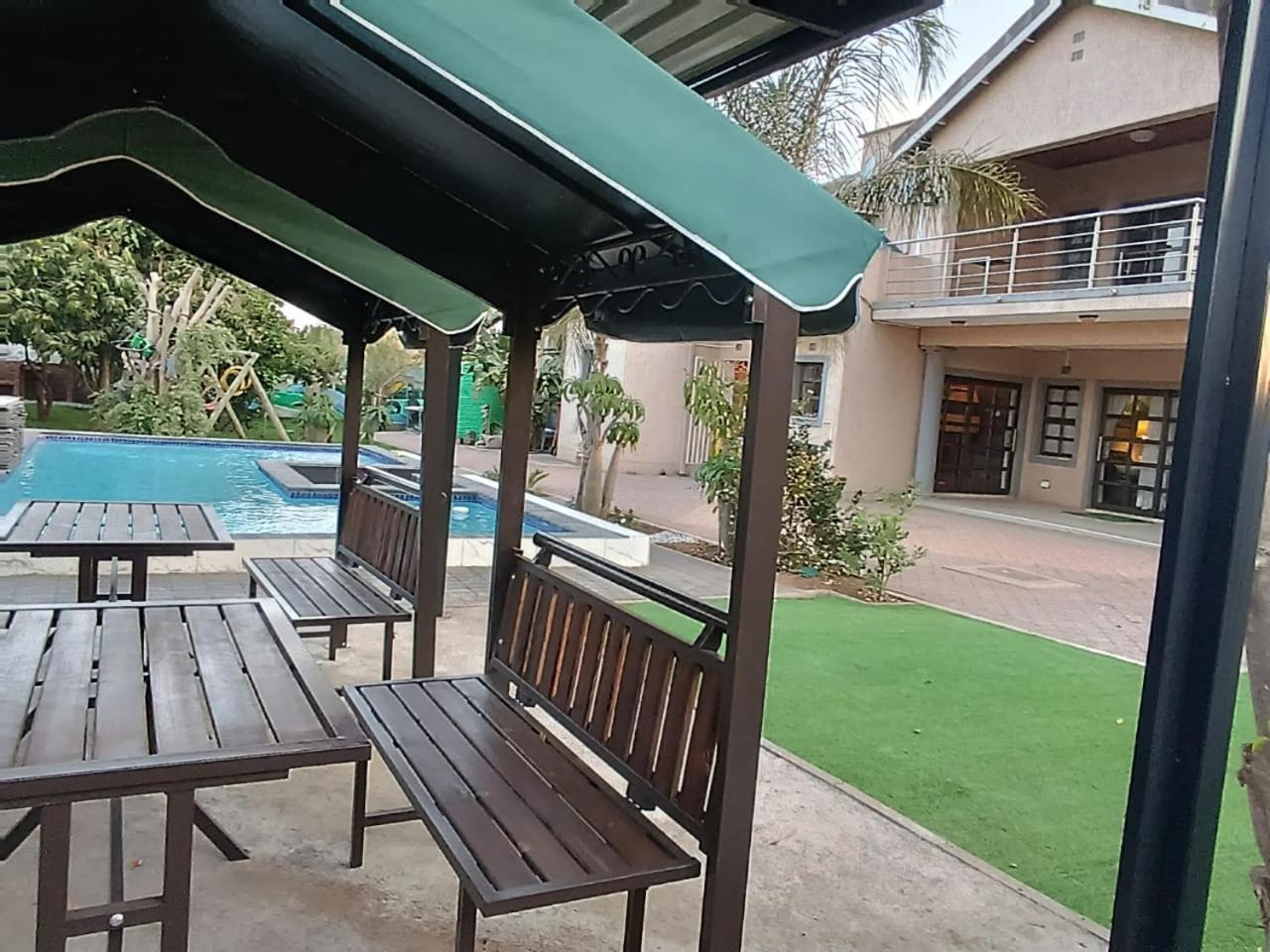 Manasseh Bed & BreakFast Gabs North