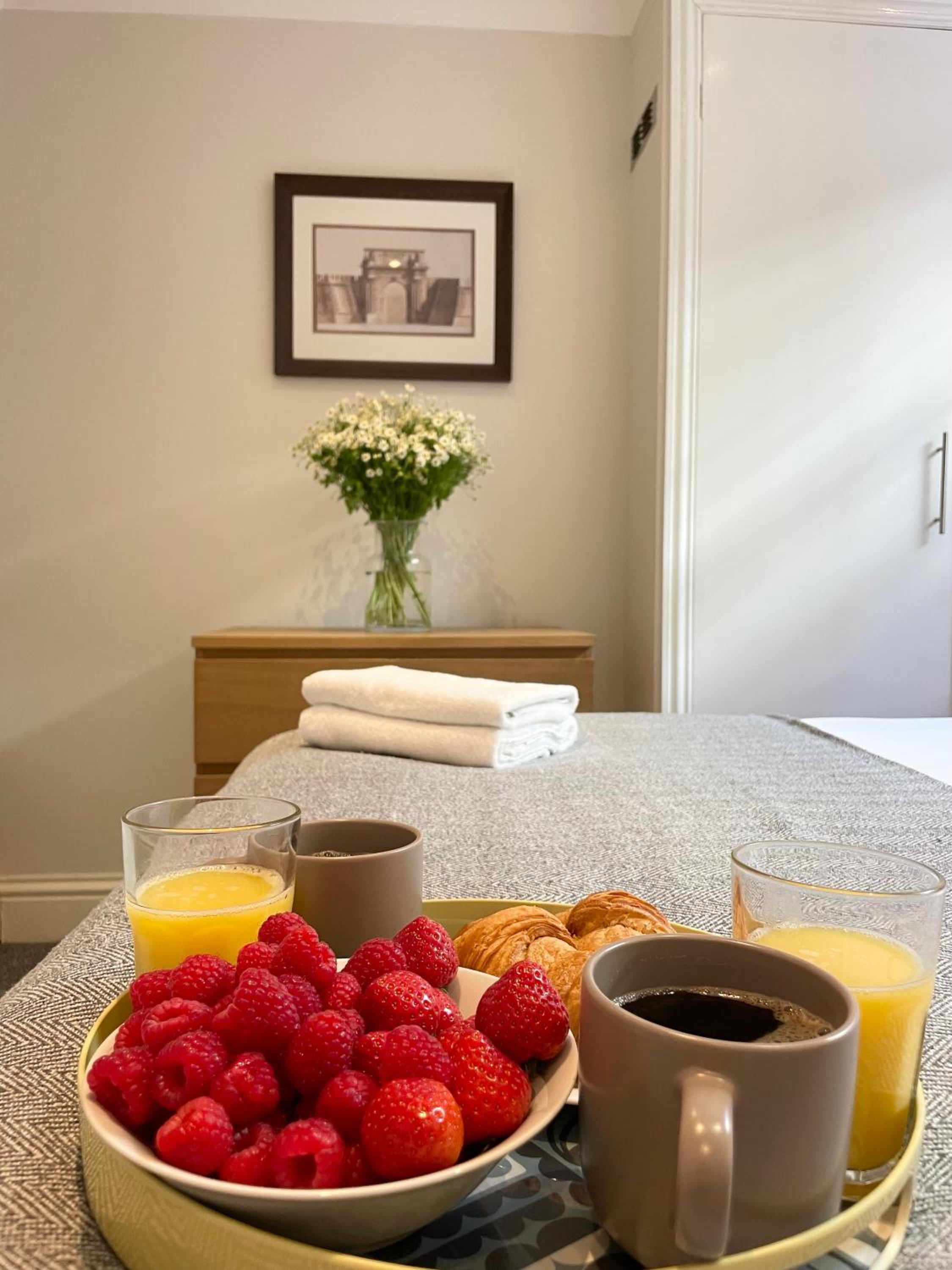 Pimlico Apartment