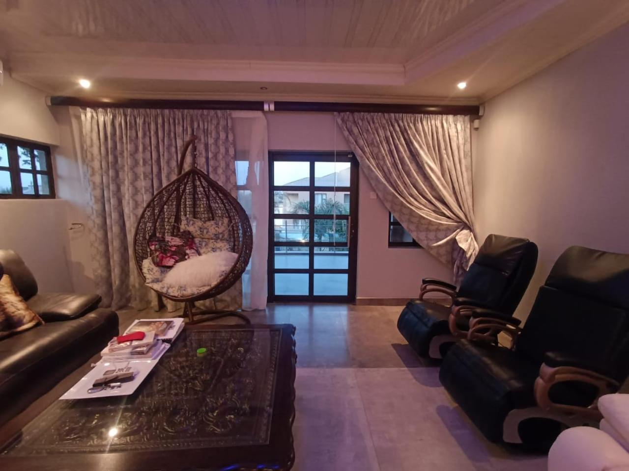 Manasseh Bed & BreakFast Gabs North