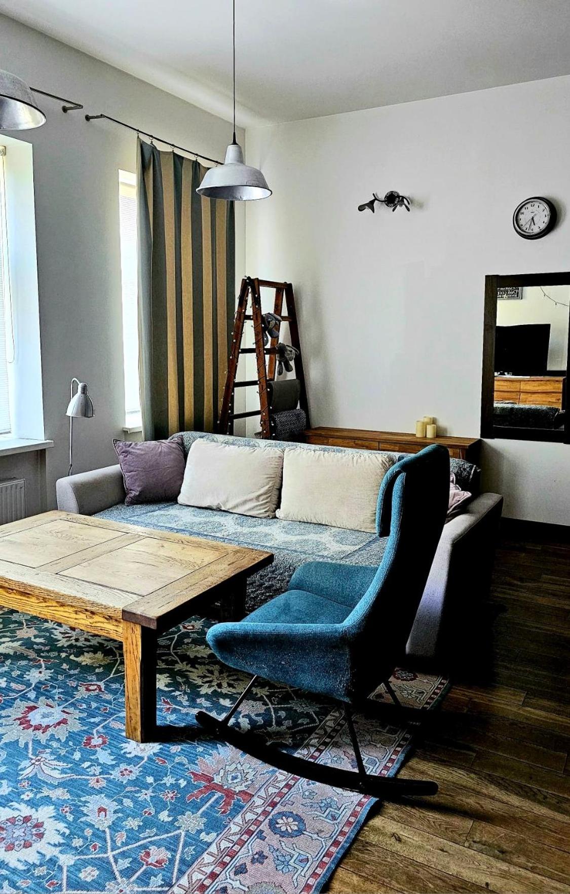 Darling House view 4